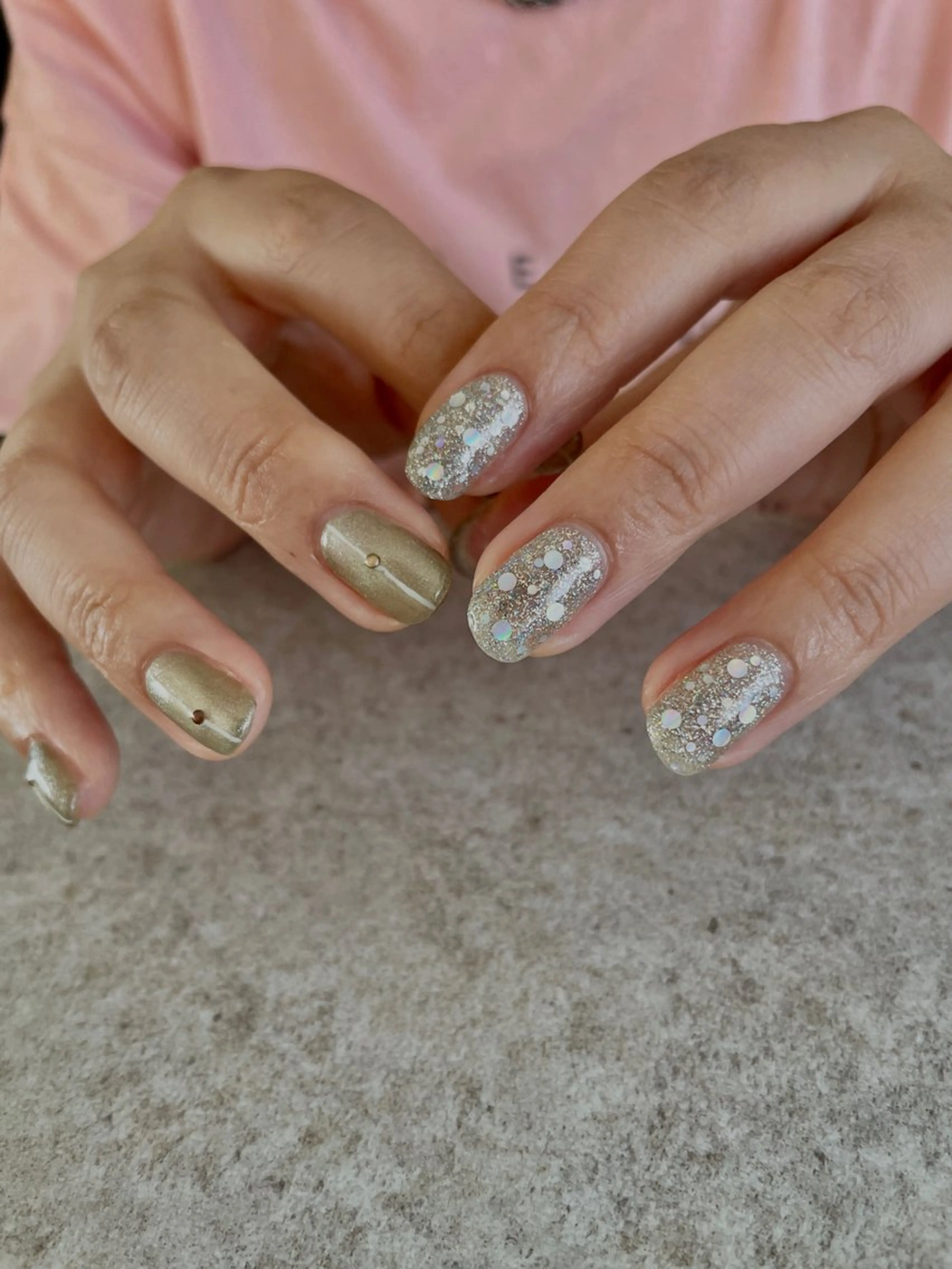 ネイル マグネットネイル ニュアンスネイル シンプルネイル 夏ネイル ハンドネイル "achoe" コエ HARUNAのネイルデザイン