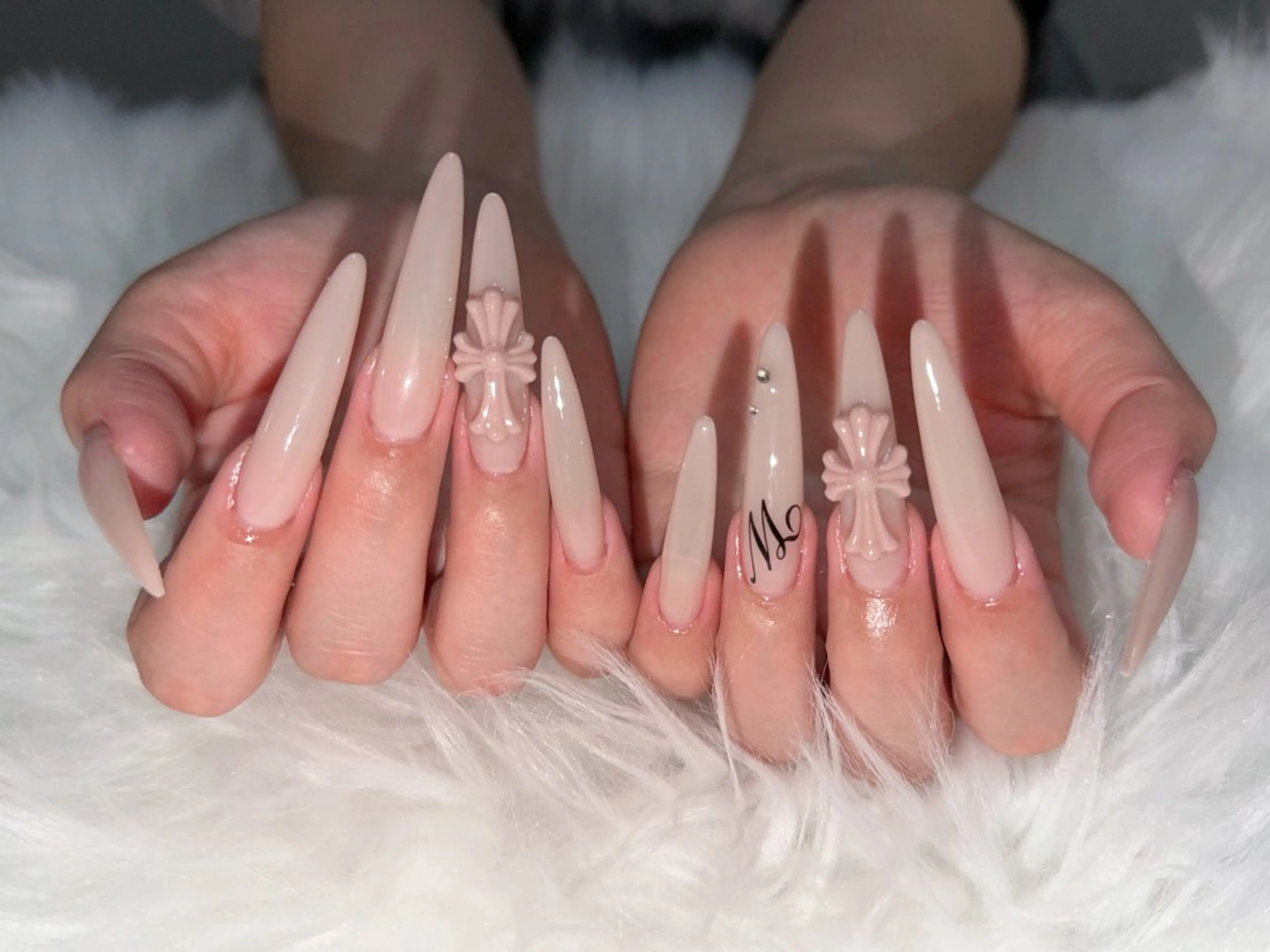 ネイル ロングネイル ネイルチップ ハンドネイル BERA NAILSのネイルデザイン