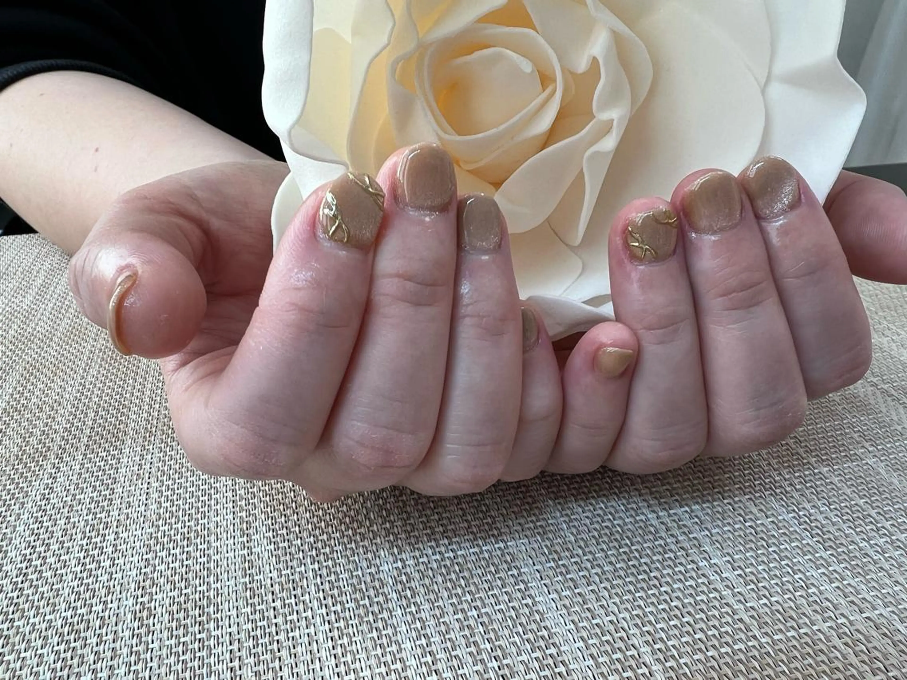 ネイル マグネットネイル N.plus NaiLのネイルデザイン