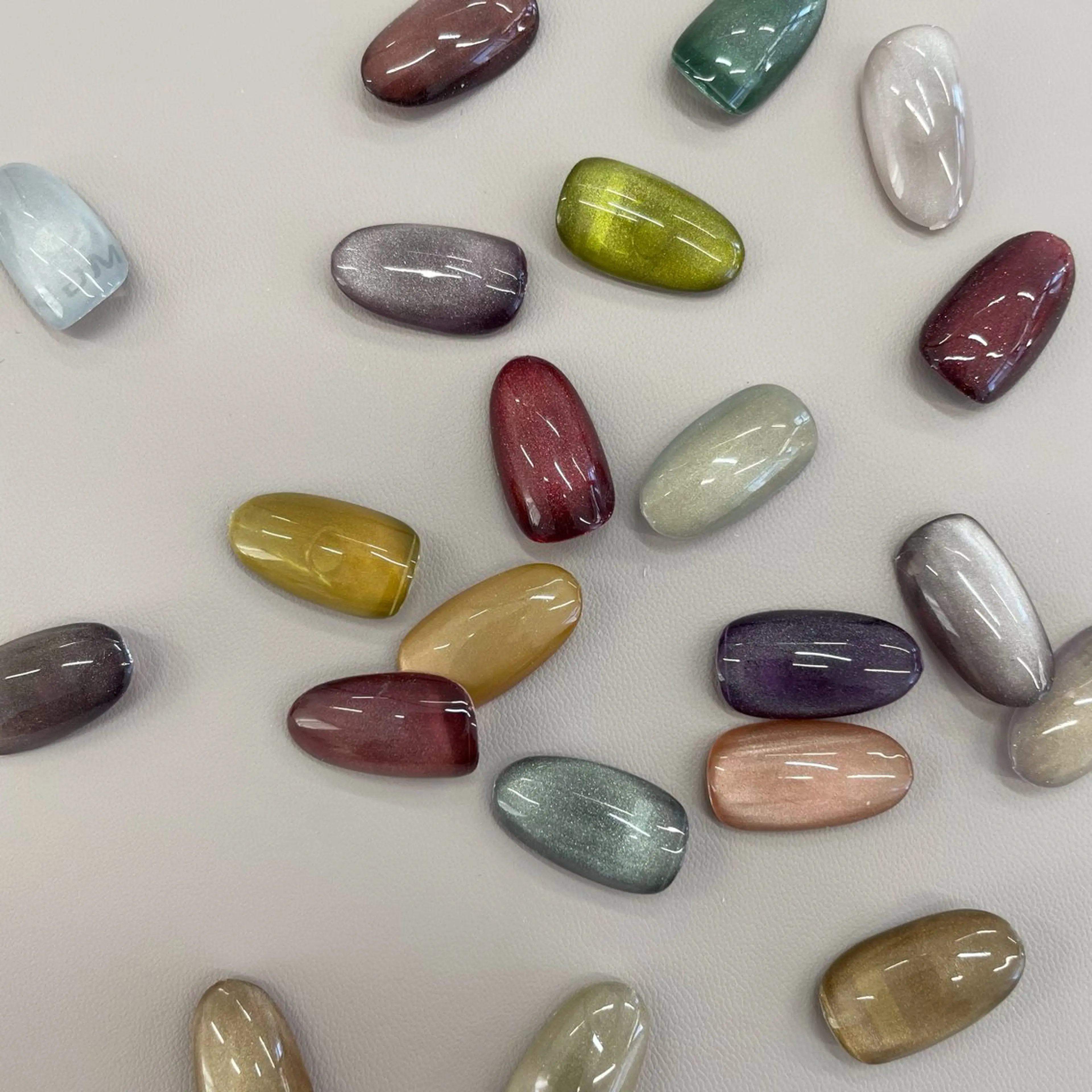 【マグネットワンカラー】ご新規様オフ無料の写真