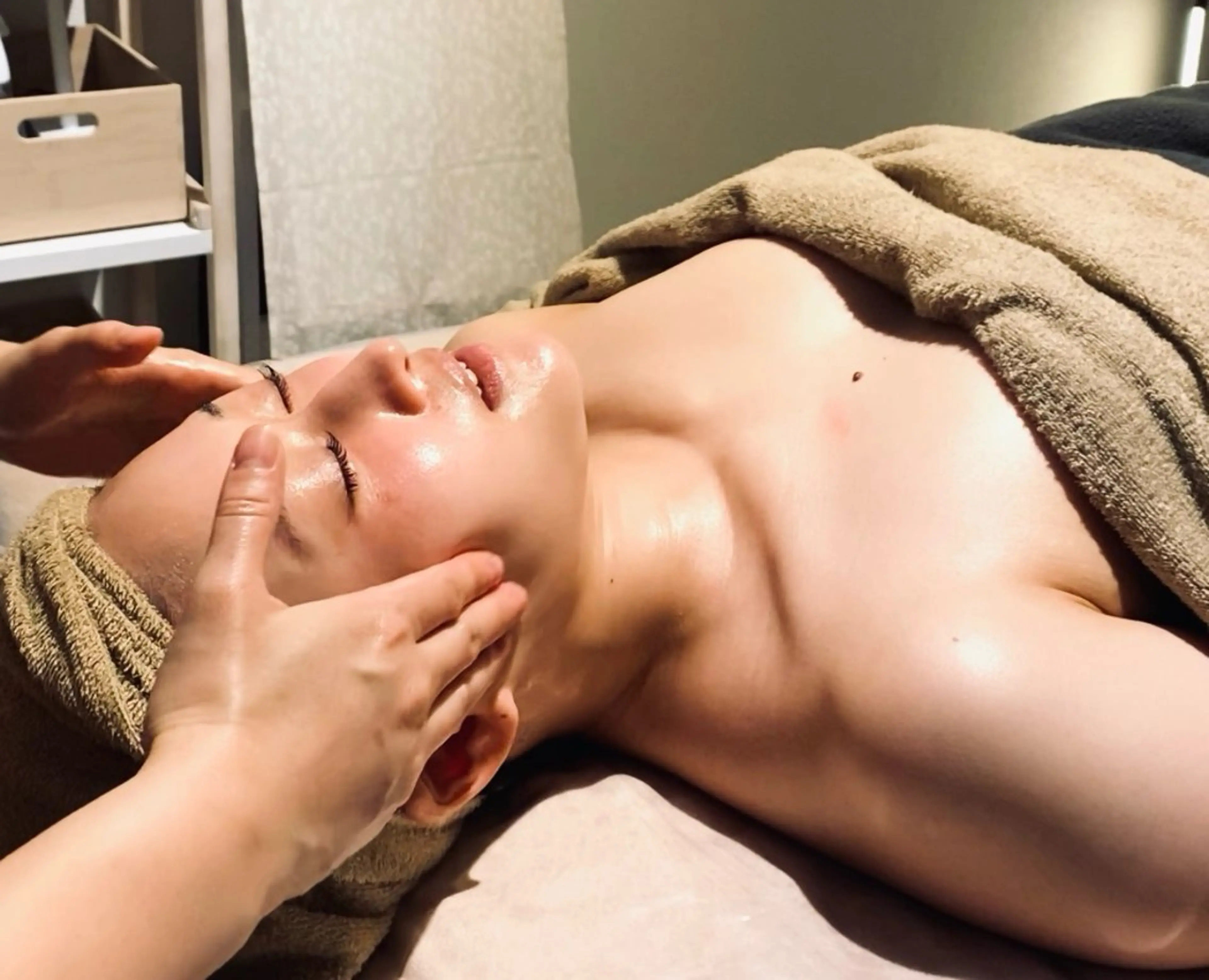 大人女性のための プライベートサロンのエステ・リラクイメージ