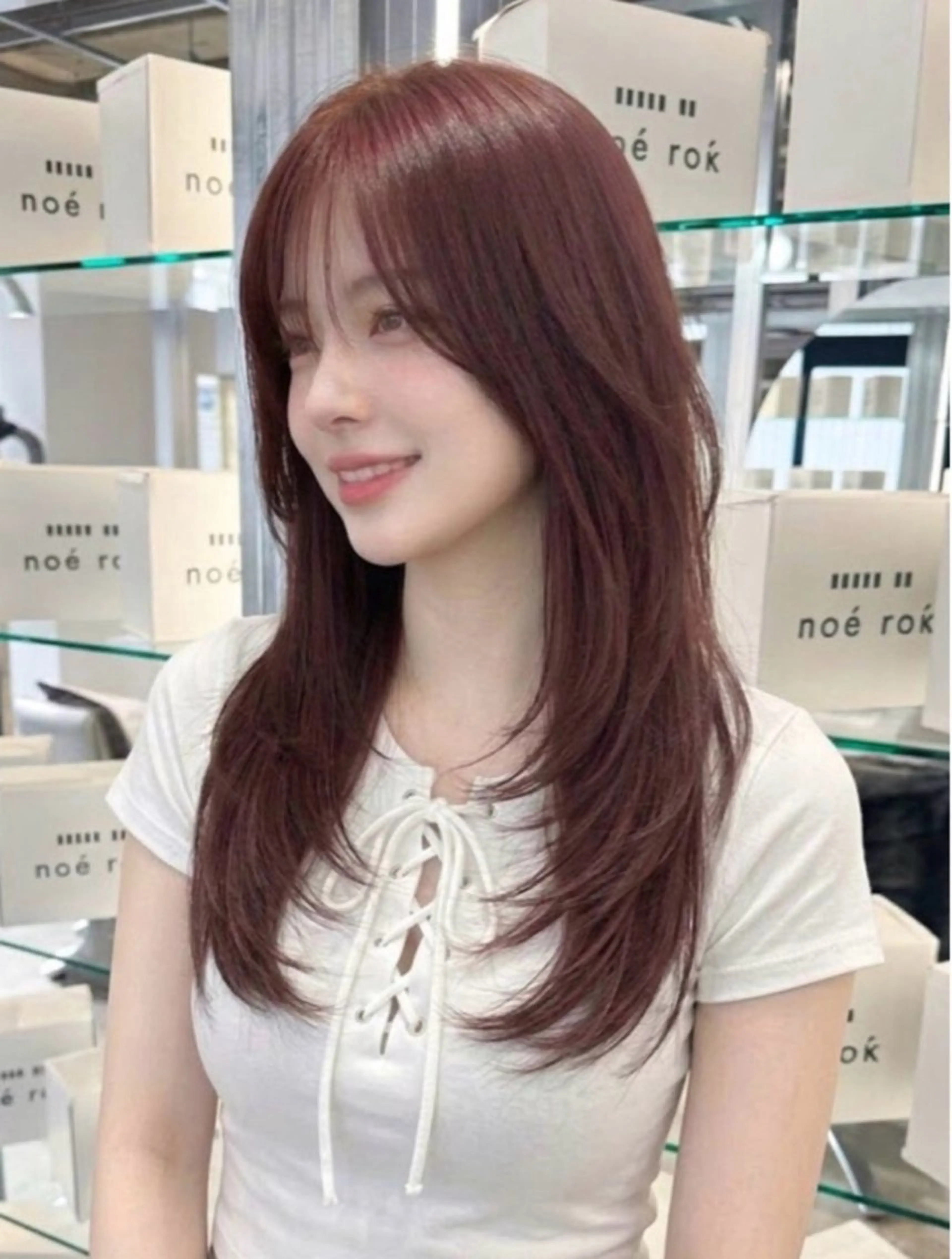 ロング カラー MINORI /レイヤーカットのヘアスタイル