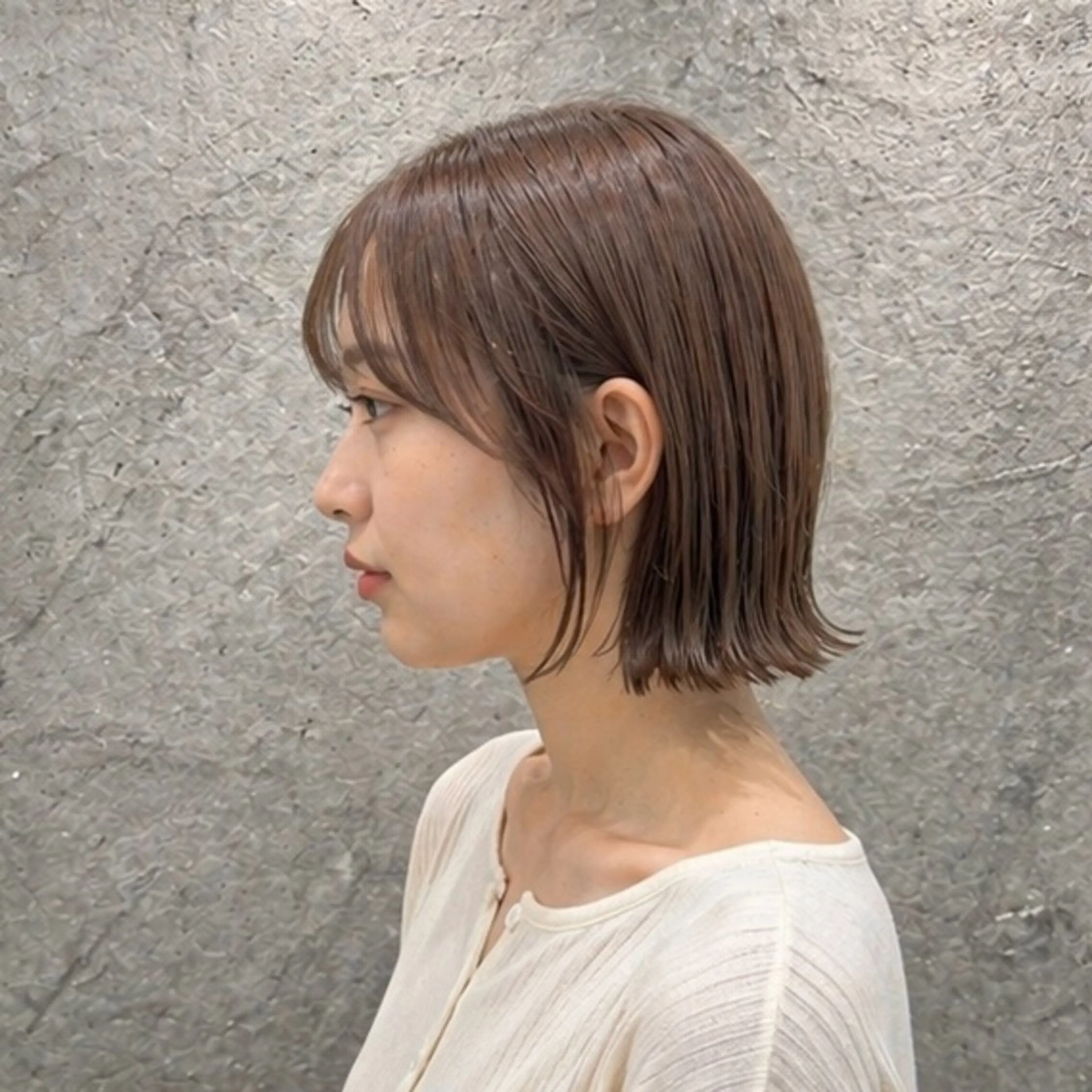 ショート 小島 咲音/艶カラー /レイヤー/縮毛矯正のヘアスタイル