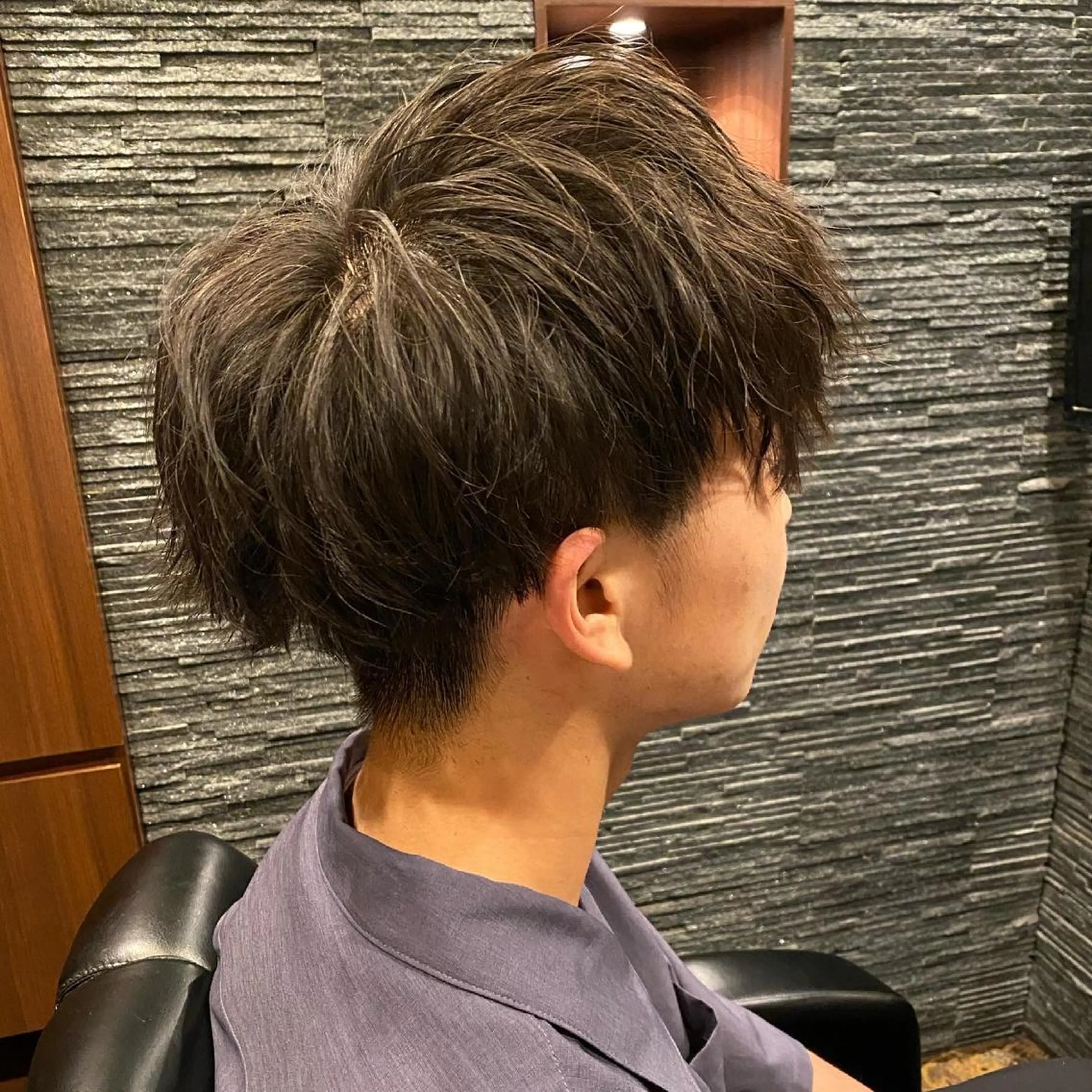 ミディアム パーマ メンズ 岡本 宗士のヘアスタイル
