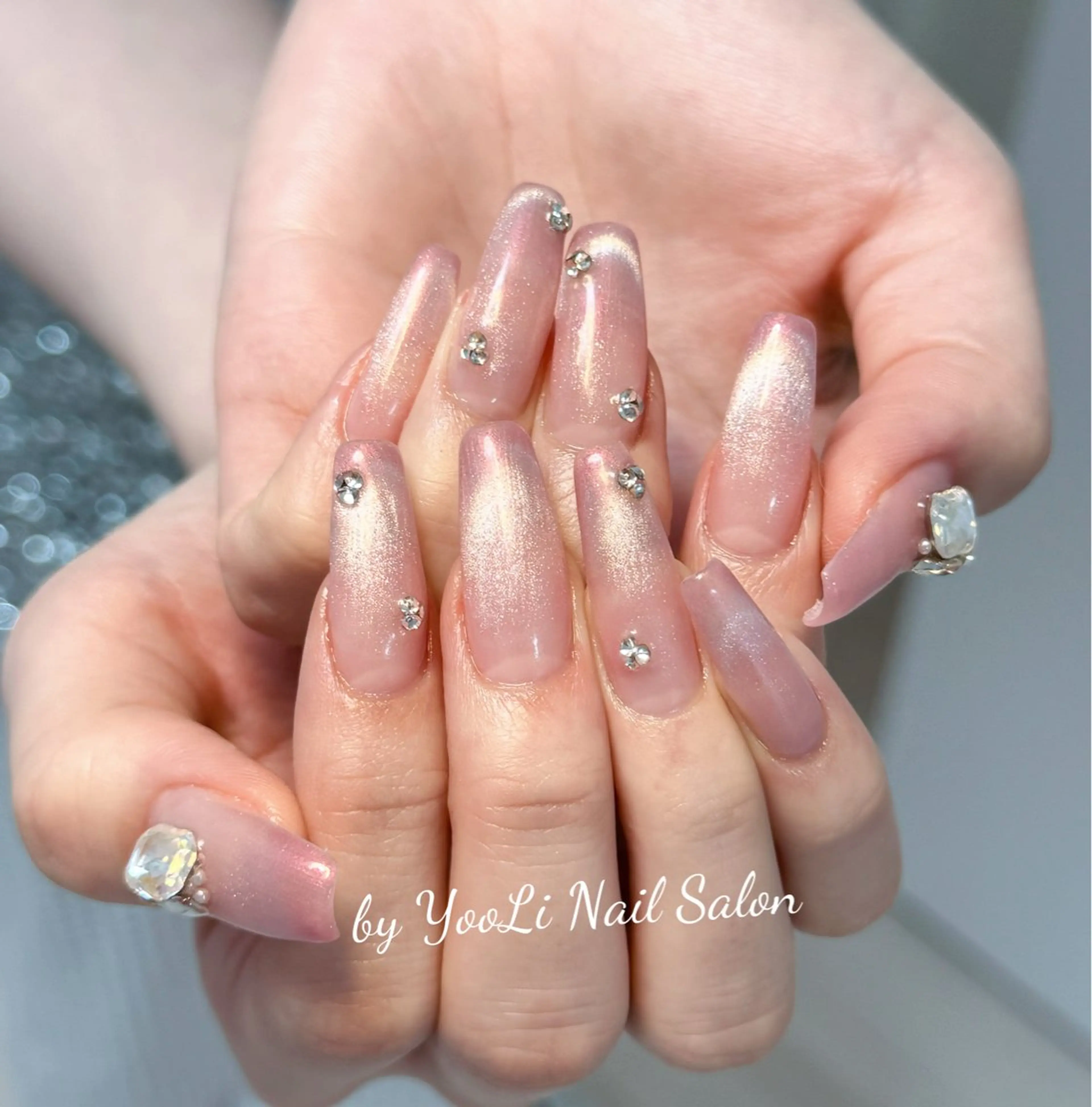 ネイル アートネイル オーロラネイル チークネイル フレンチネイル ガラスフレンチ ハンドネイル 🎀🎀YooLi Nail Salonのネイルデザイン