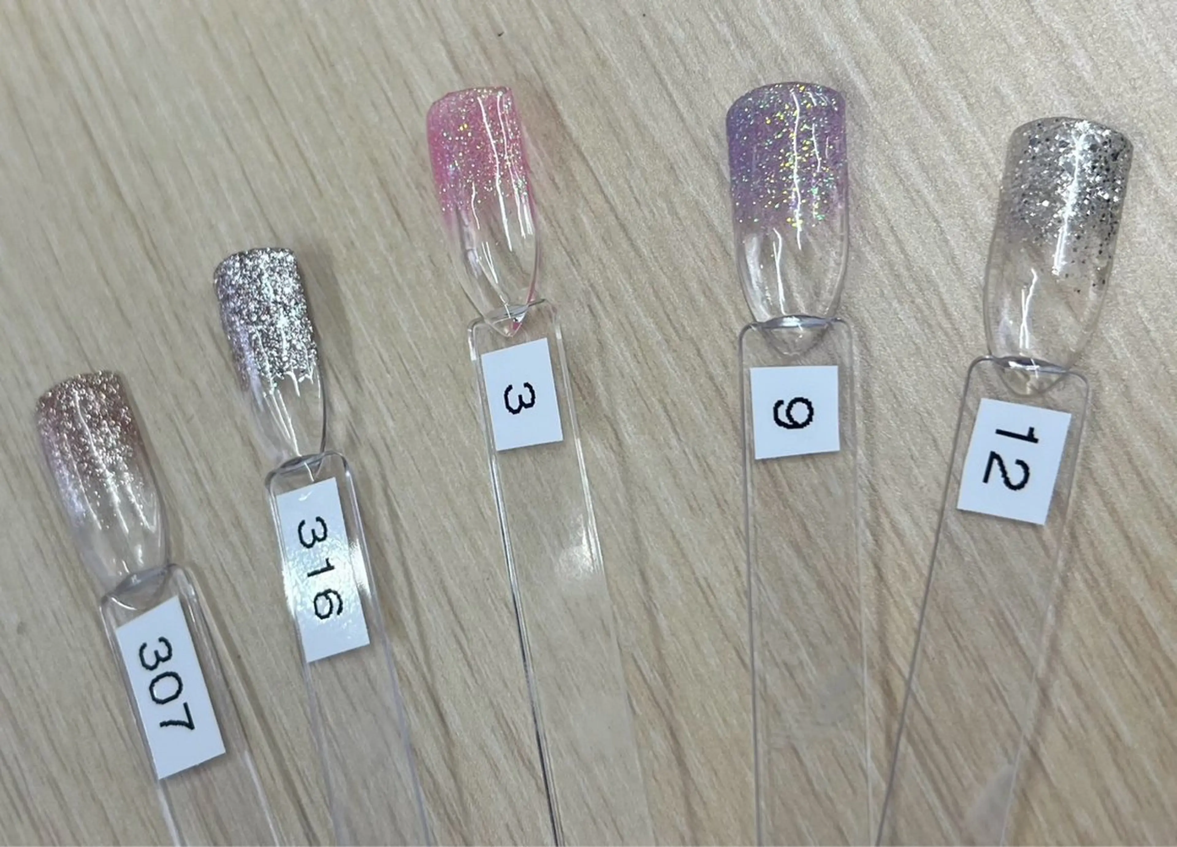 ネイル 小笠原 まゆなのネイルデザイン