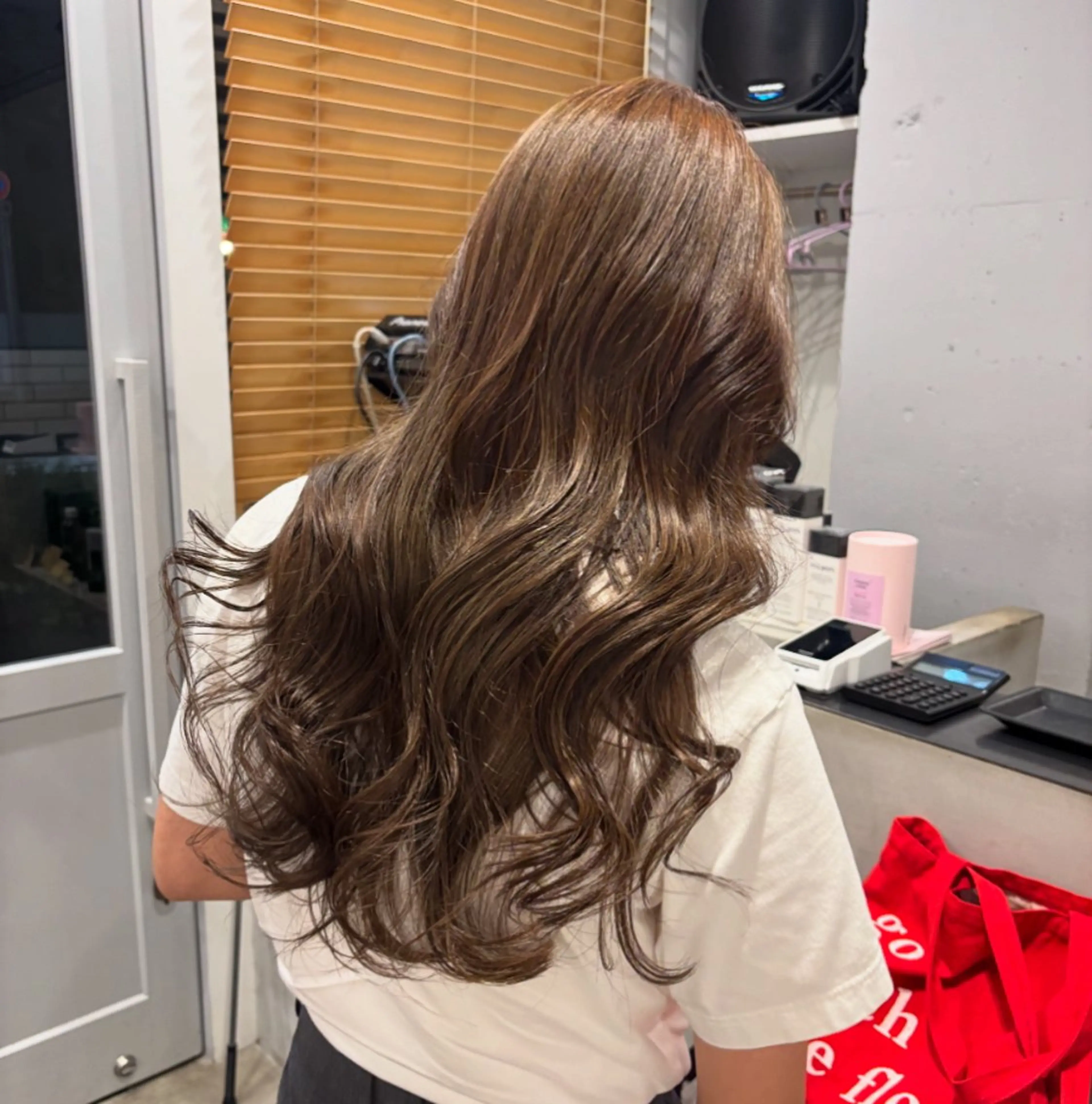 カラー 熊取谷 茉那のヘアスタイル