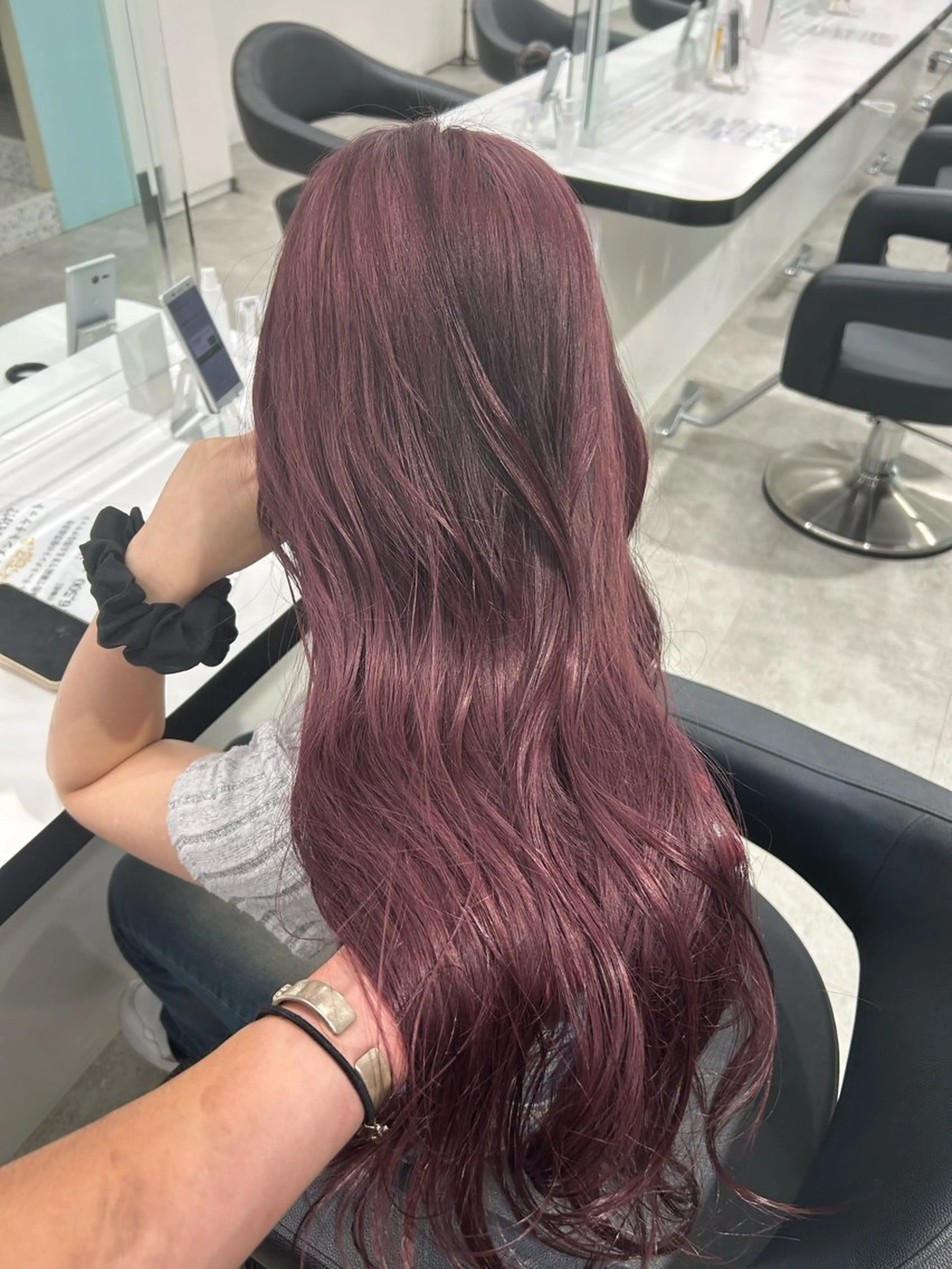 ロング カラー ヘアカラー 履歴修正屋さん／ ブロンド／ホワイトのヘアスタイル