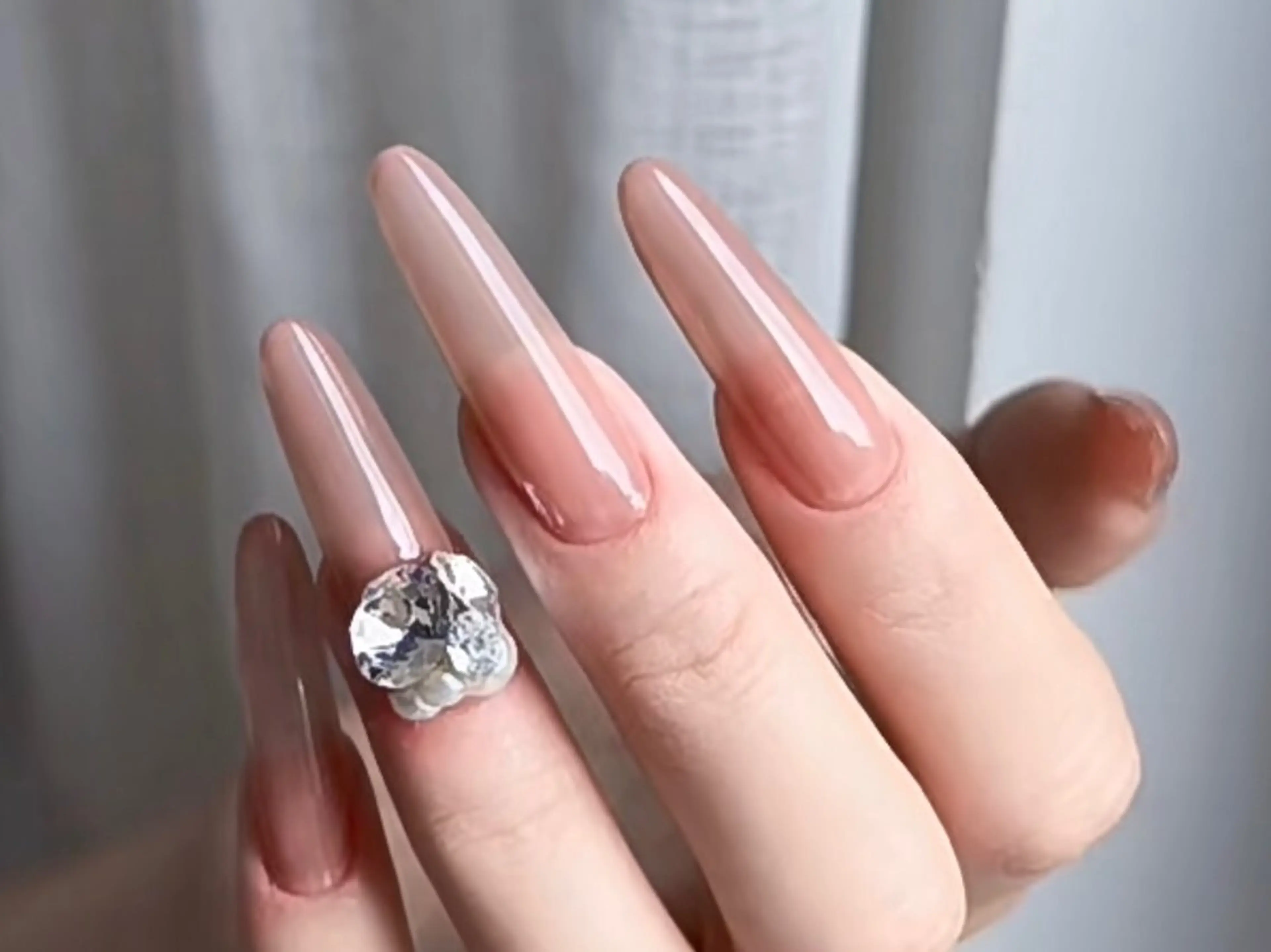 「モデル限定」🩵🩵チップ長さ出しワンカラー/ラメグラ ¥9500→4980の写真