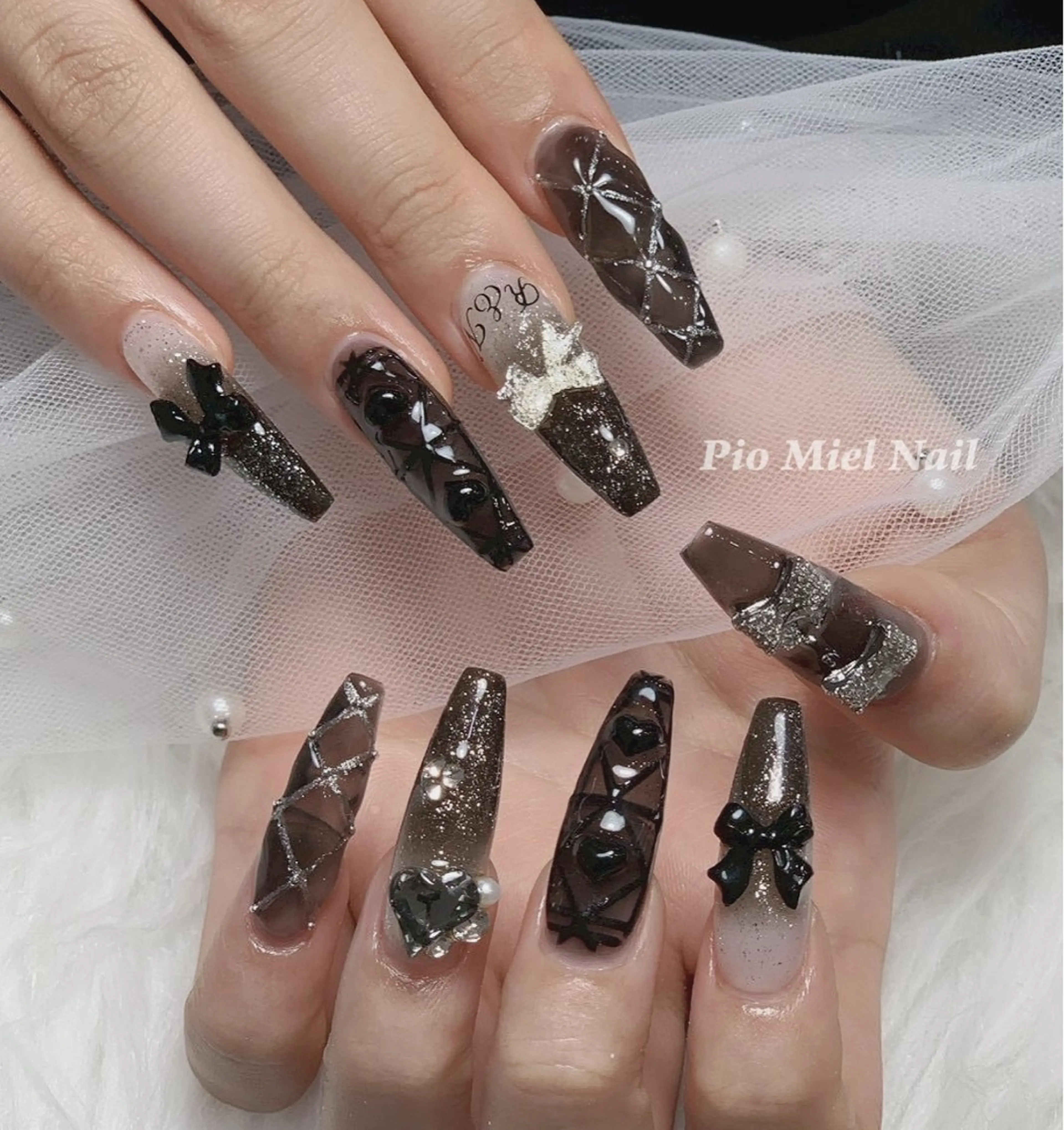 ネイル Pio Mielのネイルデザイン