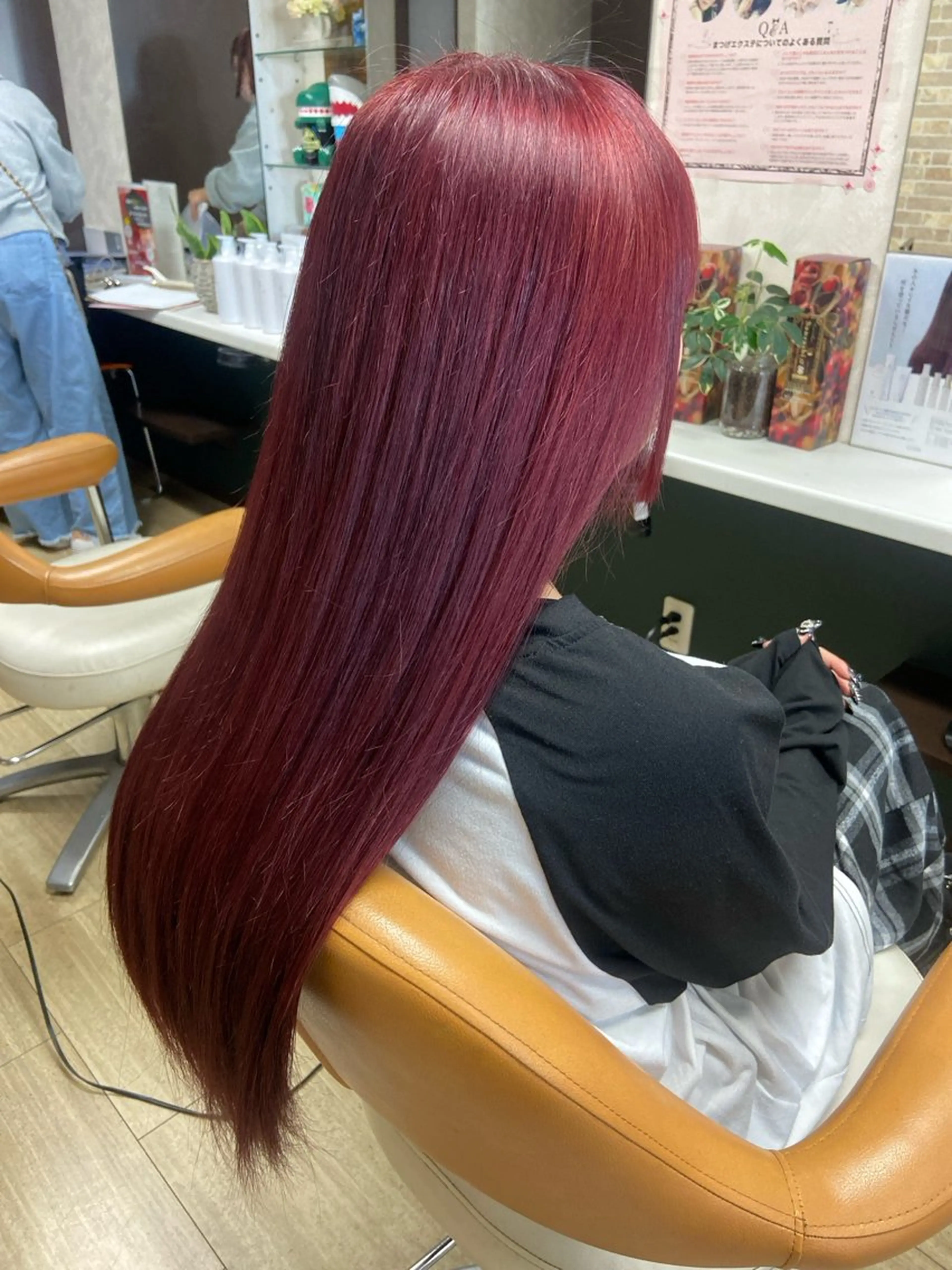 ロング ヘアカラー 千上 結希奈のヘアスタイル