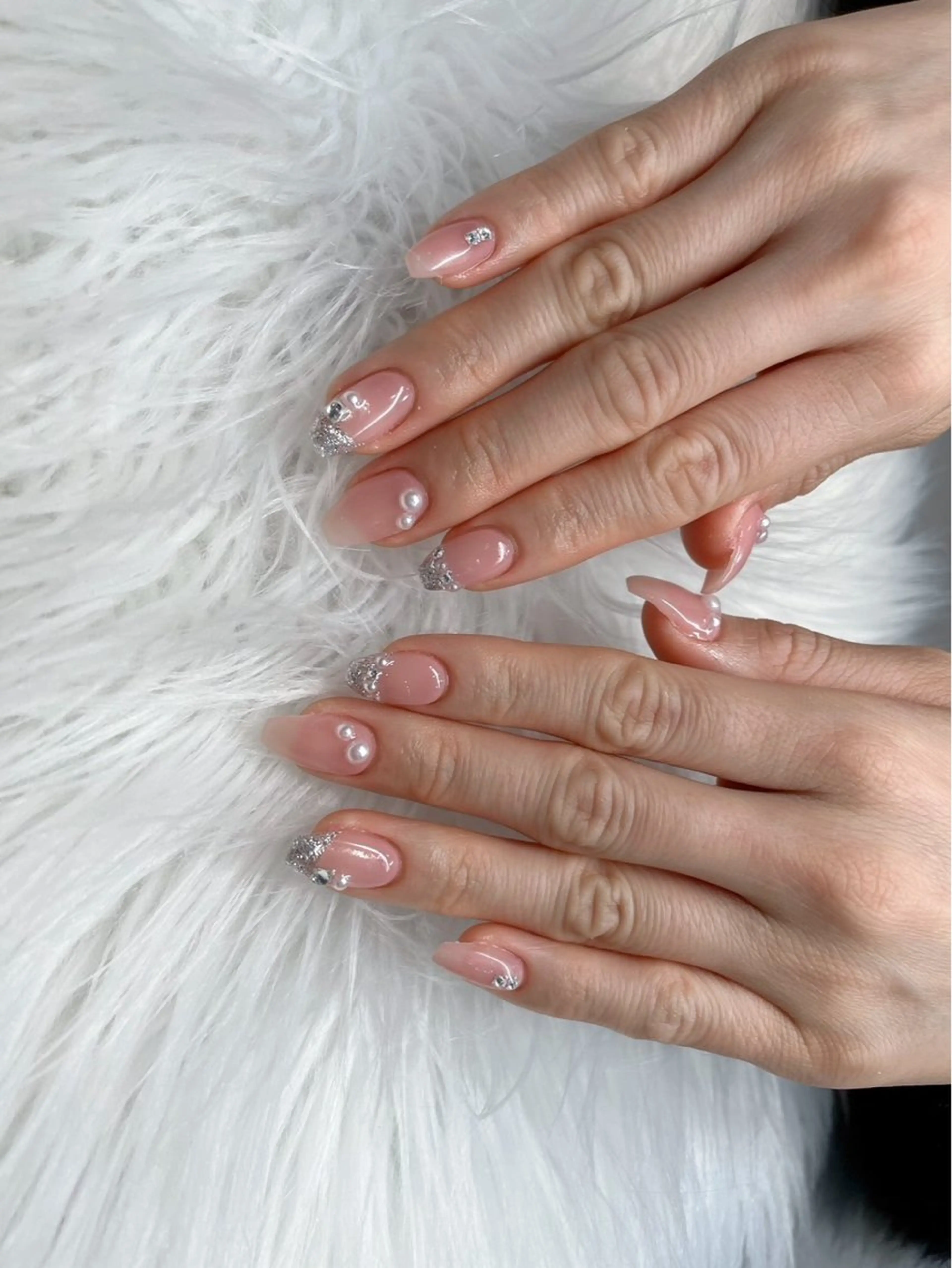 ネイル オーロラネイル チークネイル フレンチネイル ガラスフレンチ ロングネイル XIMINANAIL SALON堀江店のネイルデザイン