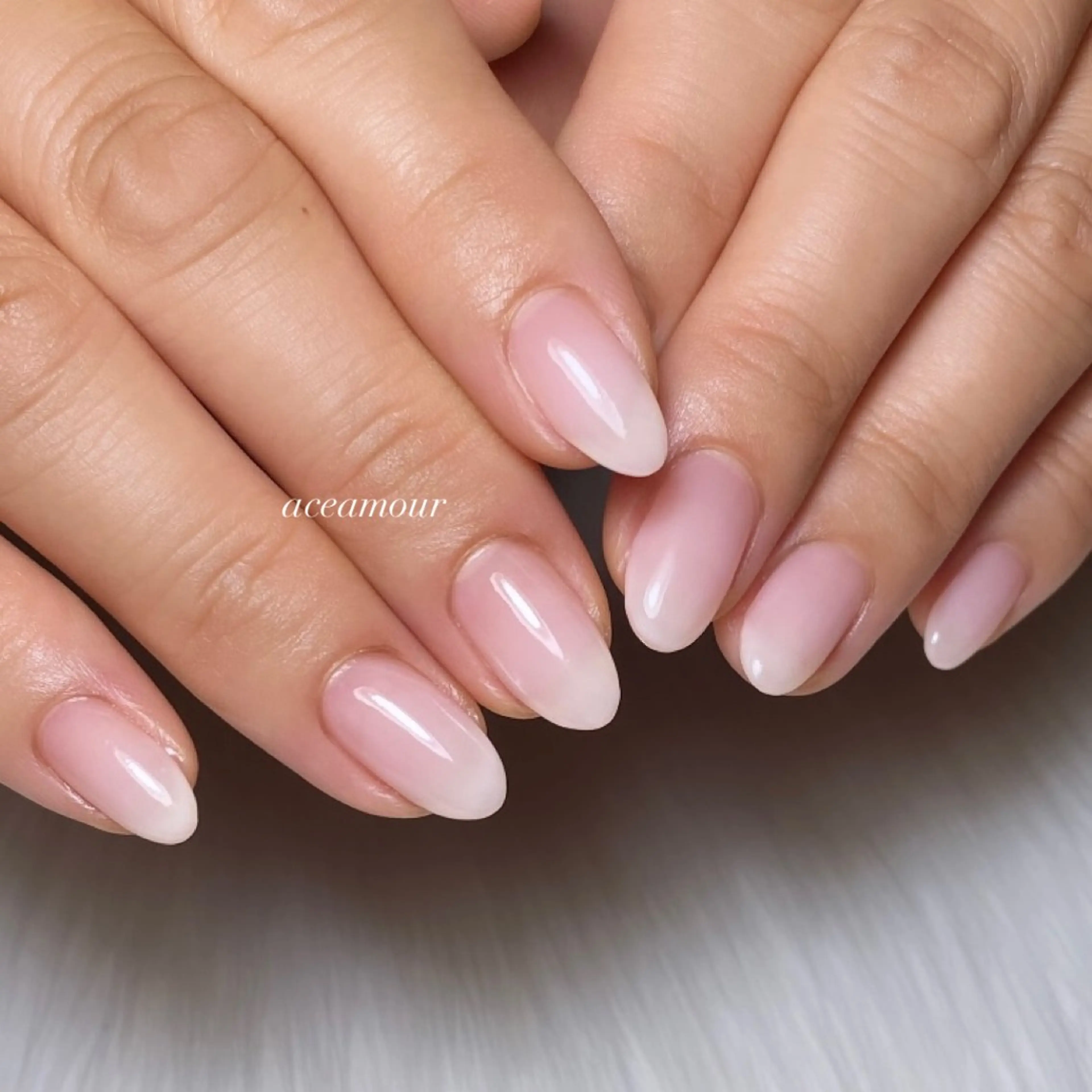 ネイル ハンドネイル ハンドケア ネイル/耳つぼ /新ホワイトニングのネイルデザイン