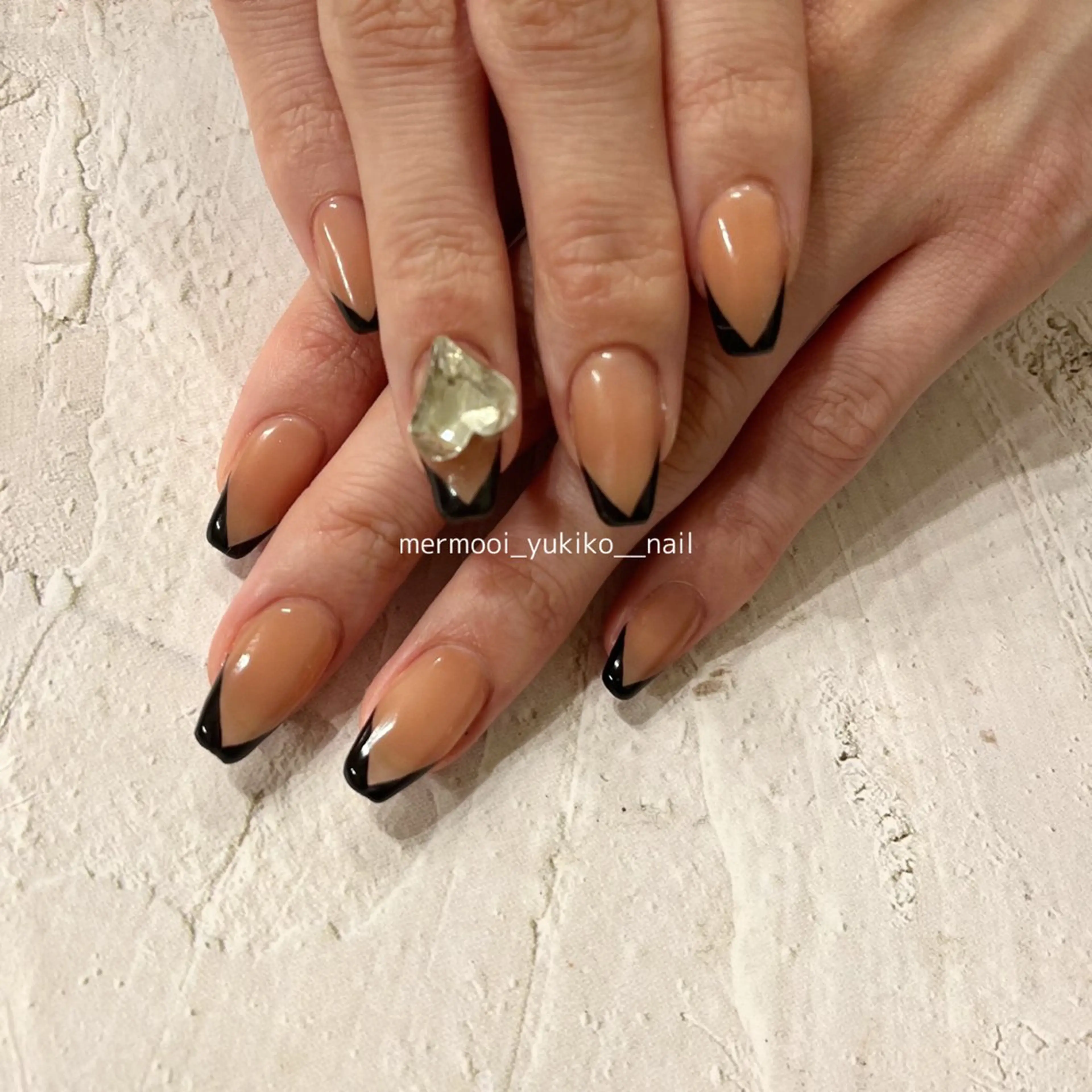 ネイル フレンチネイル ジェルネイル ハート 韓国ネイル パラジェル melumooi nailのネイルデザイン