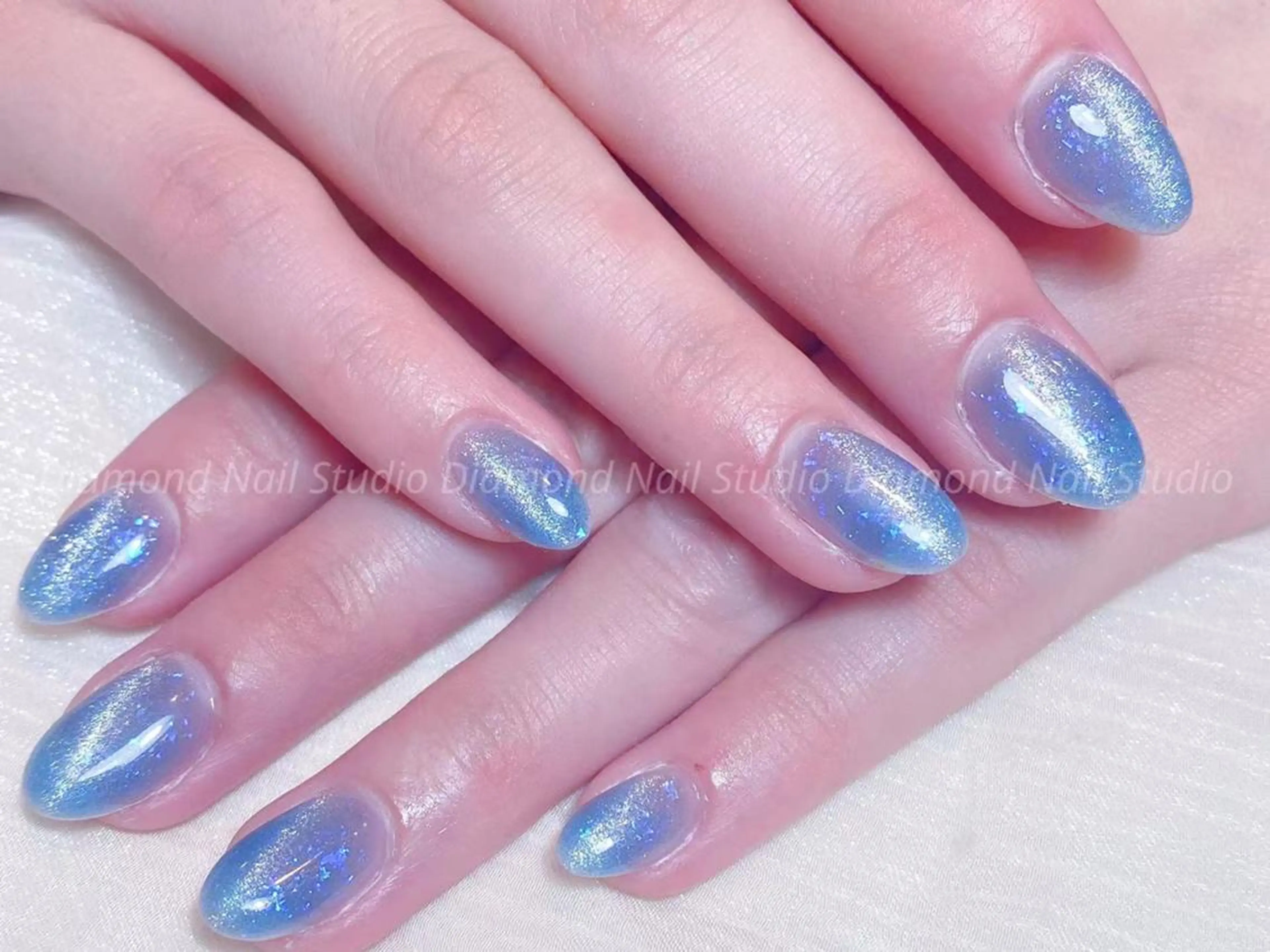 ネイル アートネイル オーロラネイル ガーリー キラキラネイル 韓国ネイル ハンドネイル ハンドケア Plenty 🚢のネイルデザイン