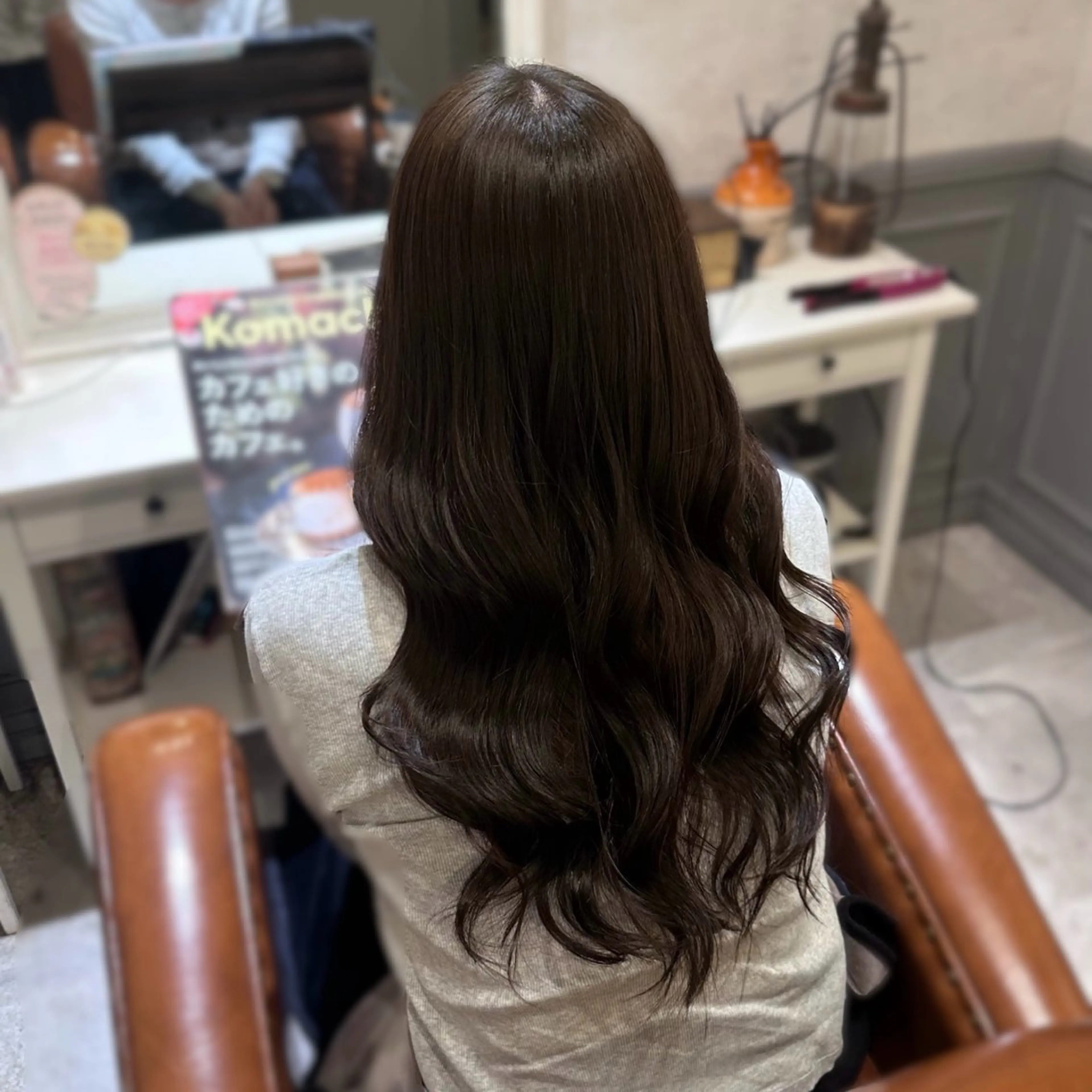 ロング カラー ベージュカラー ブリーチ ブリーチなしカラー オリーブベージュ 美容casita カシータ所属・Nagumo Mizukiのヘアスタイル