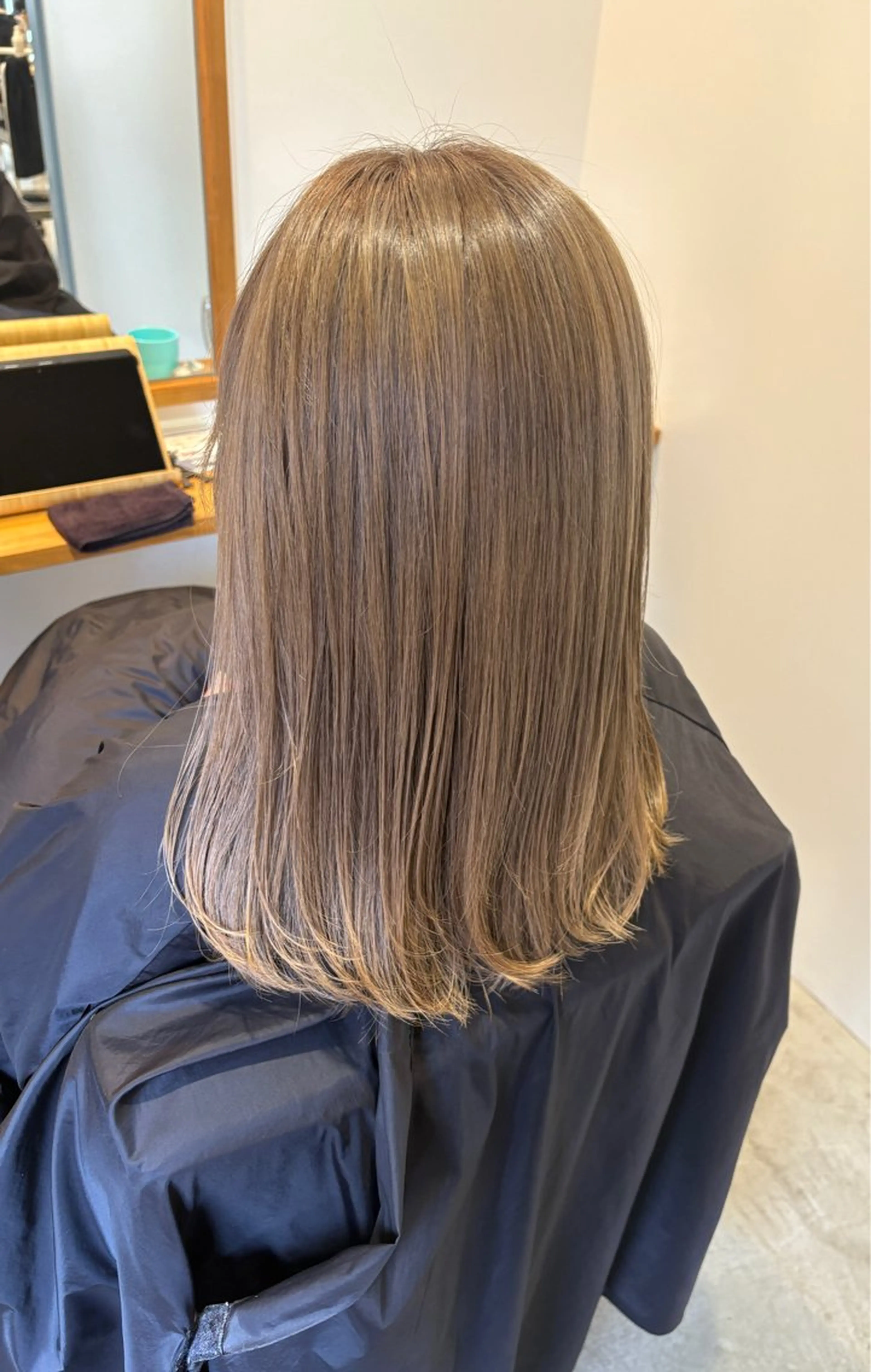 ミディアム ヘアカラー トリートメント 艶髪/縮毛矯正 /NATSUNOのヘアスタイル