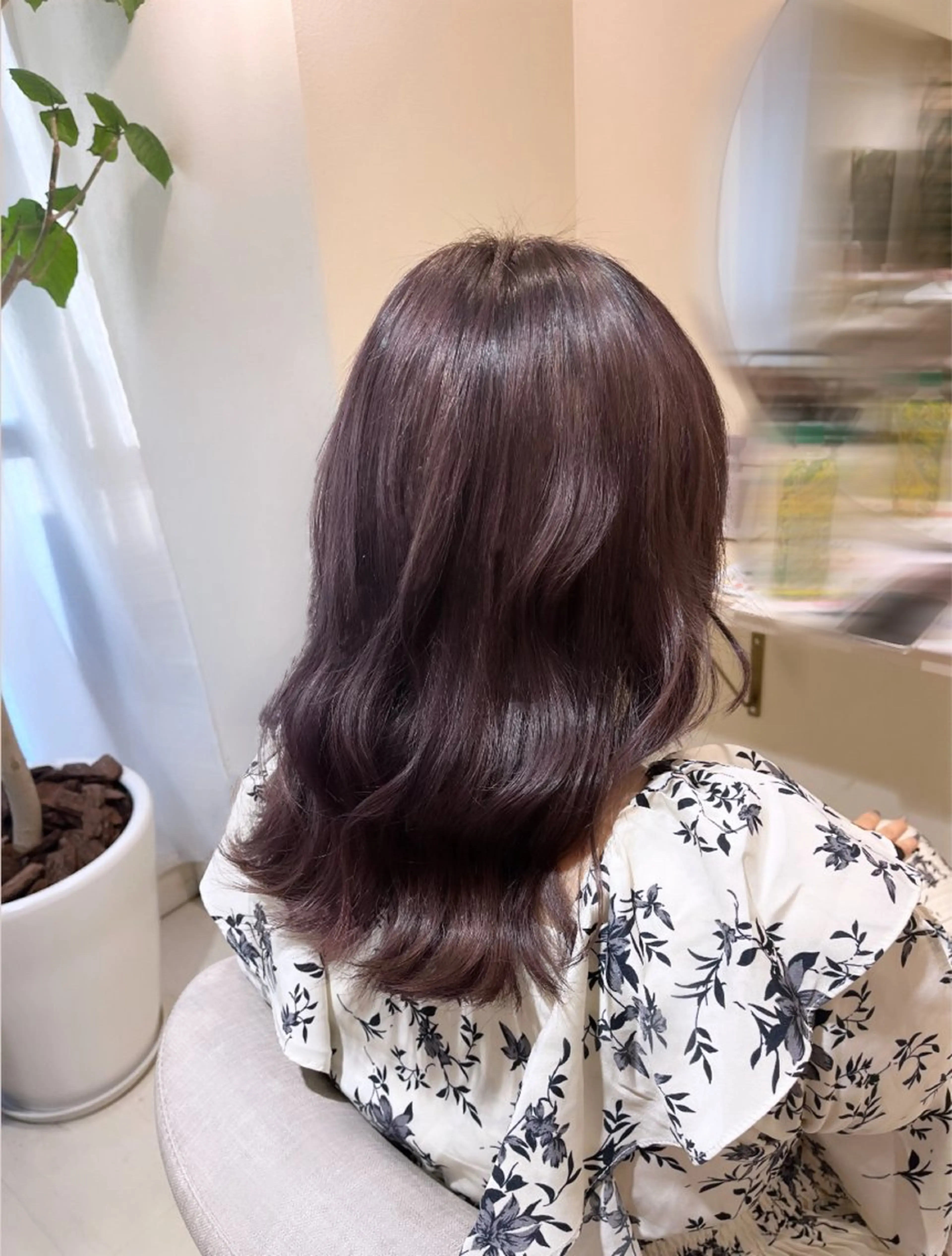 セミロング ラベンダーベージュ ヘアカラー CreBiA🫧名駅 馬場のヘアスタイル