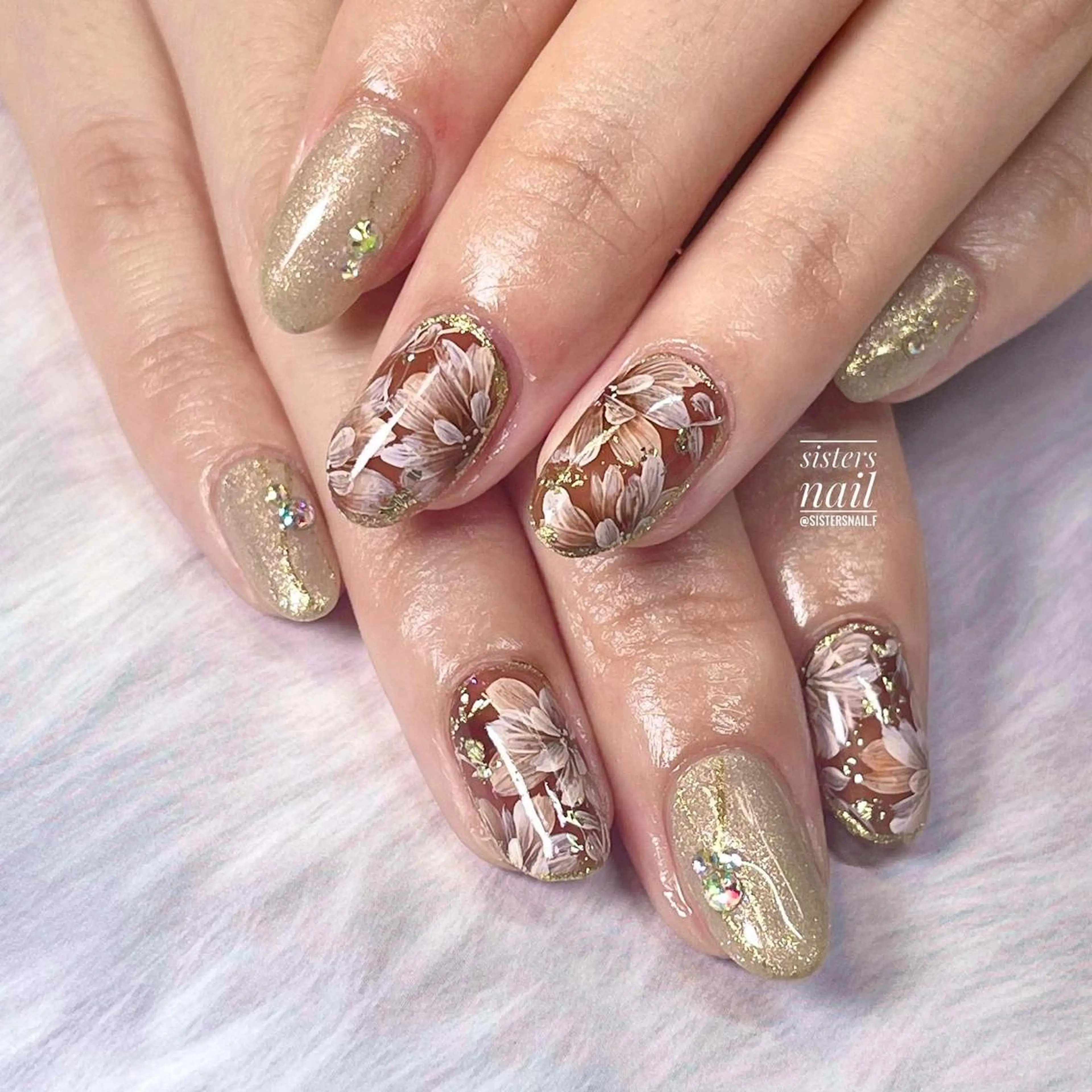 ネイル アートネイル ブラウン フラワーネイル オフィスネイル sisters nail.fのネイルデザイン