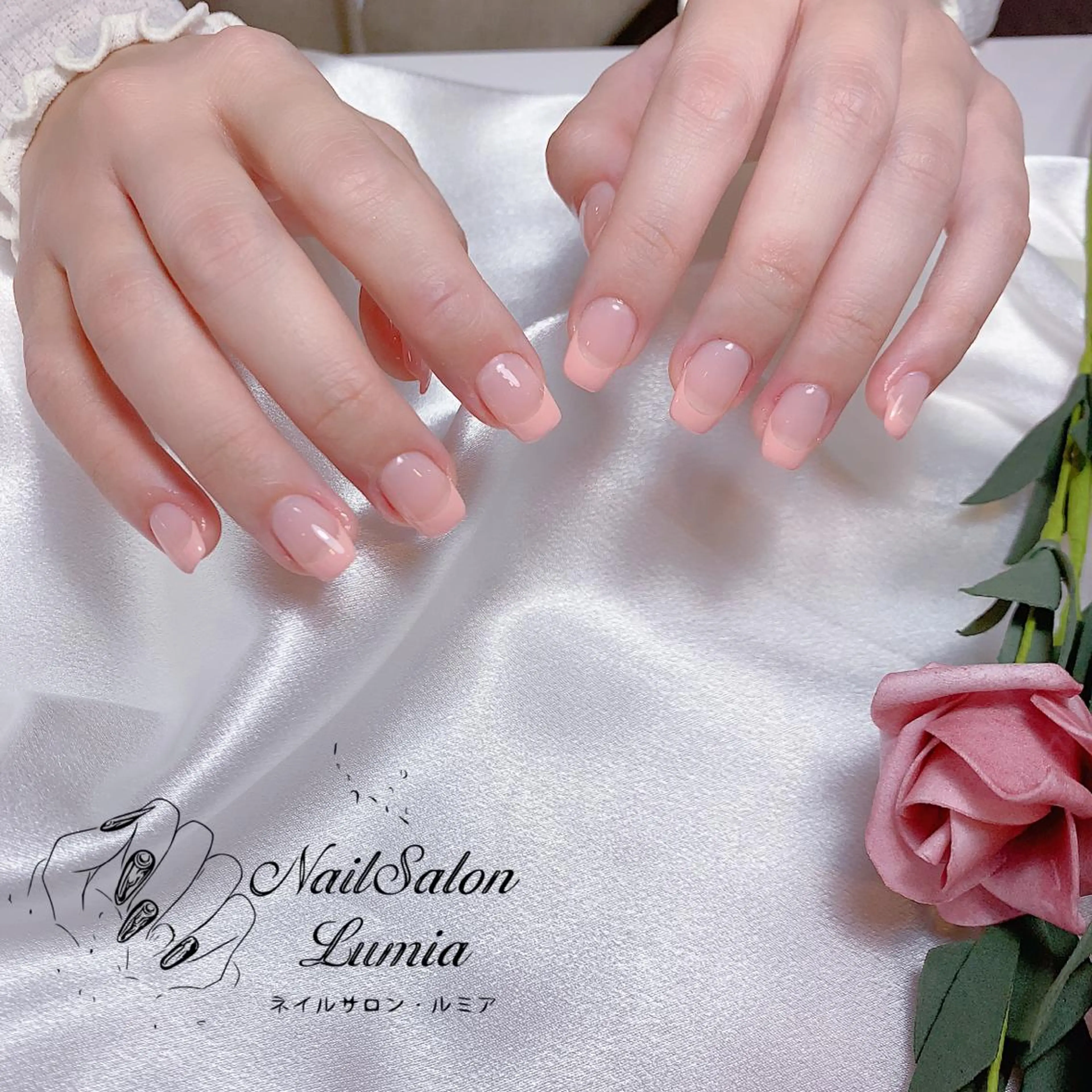 ネイル フレンチネイル ハンドネイル ネイルサロン ルミア Lumia 店長のネイルデザイン