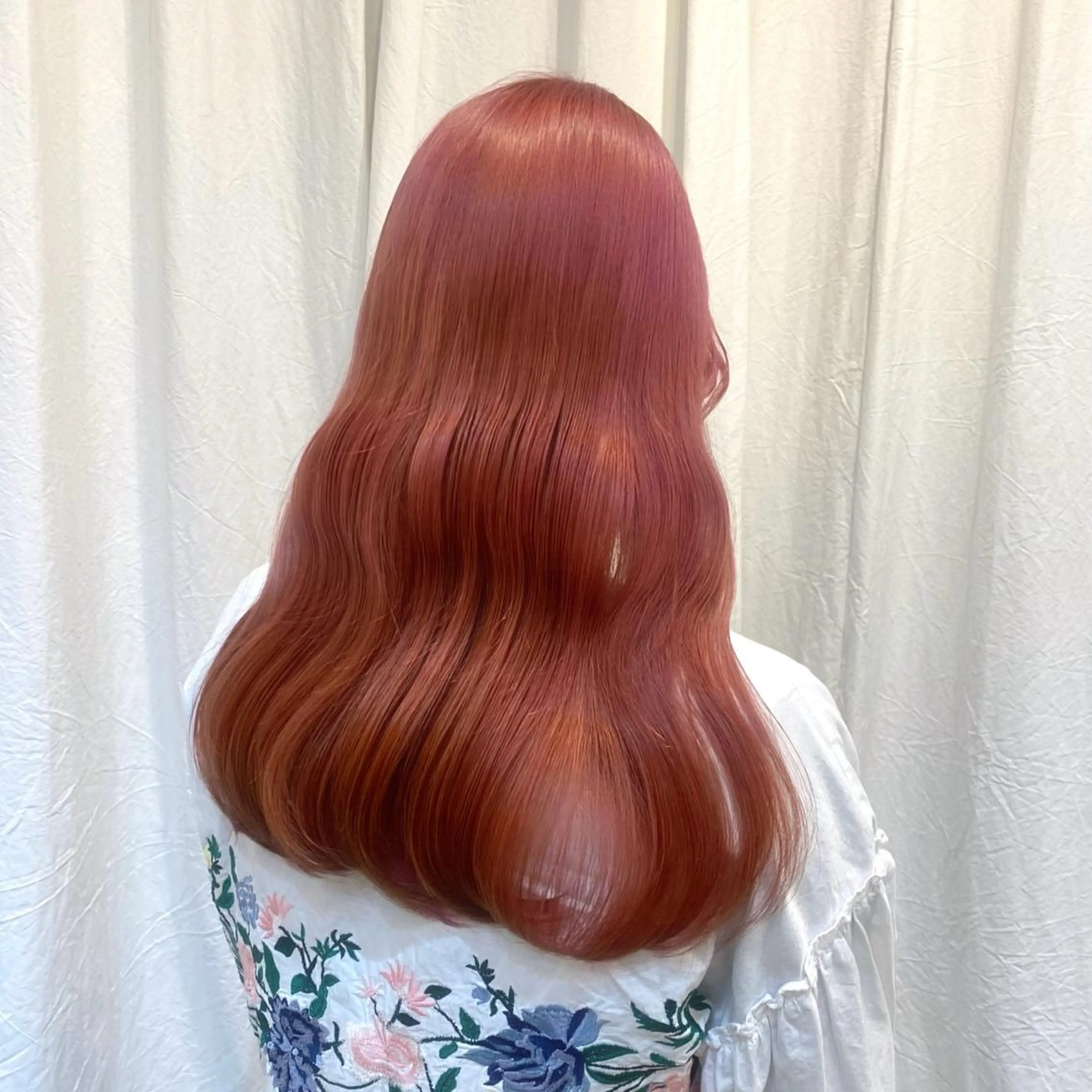 ロング カラー ブリーチ カシス 透明感カラー ピンクカラー ツカハラ　リリカ 👒柔らかカラー👒のヘアスタイル