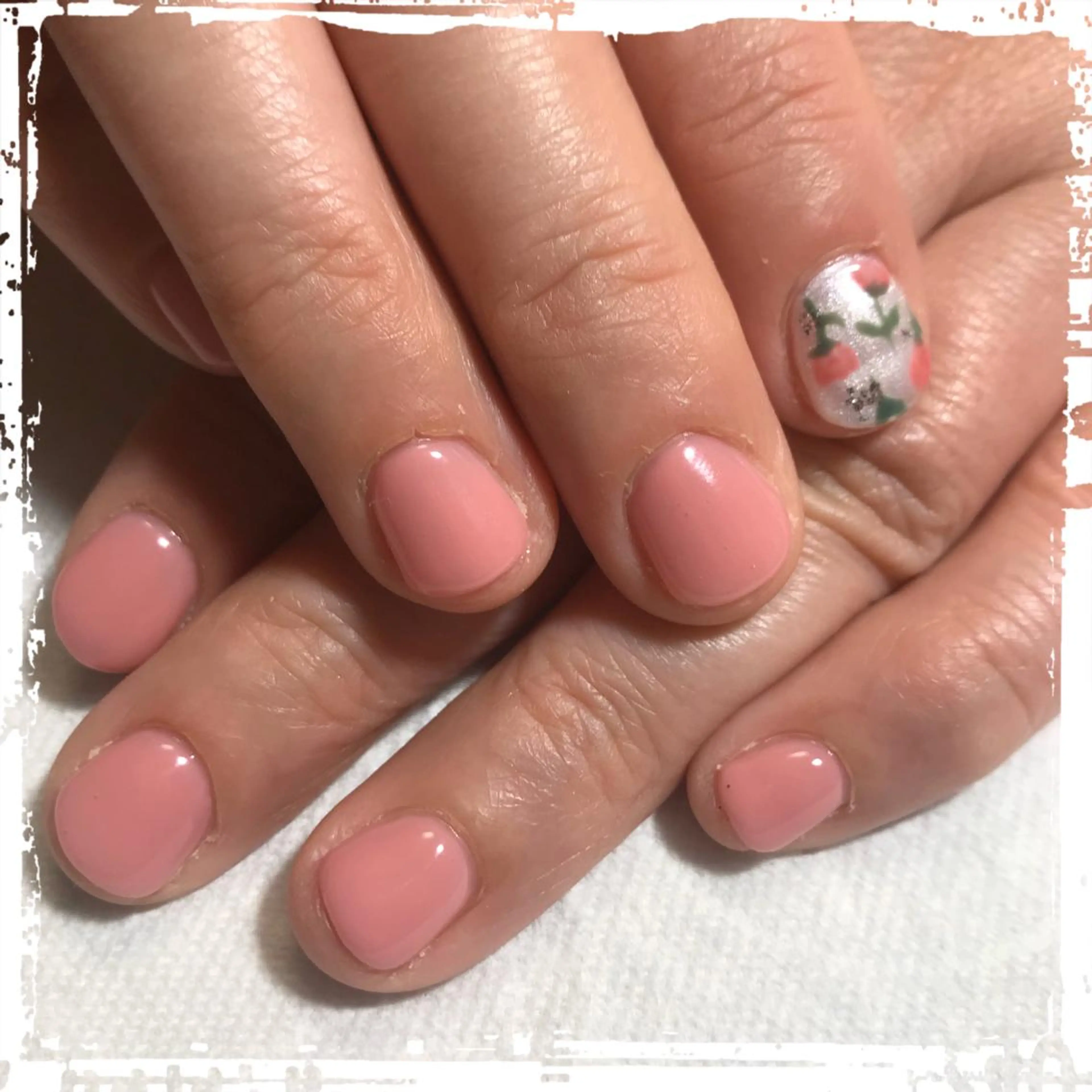 ネイル ECLAT エクラ所属・寺山 千鶴のネイルデザイン