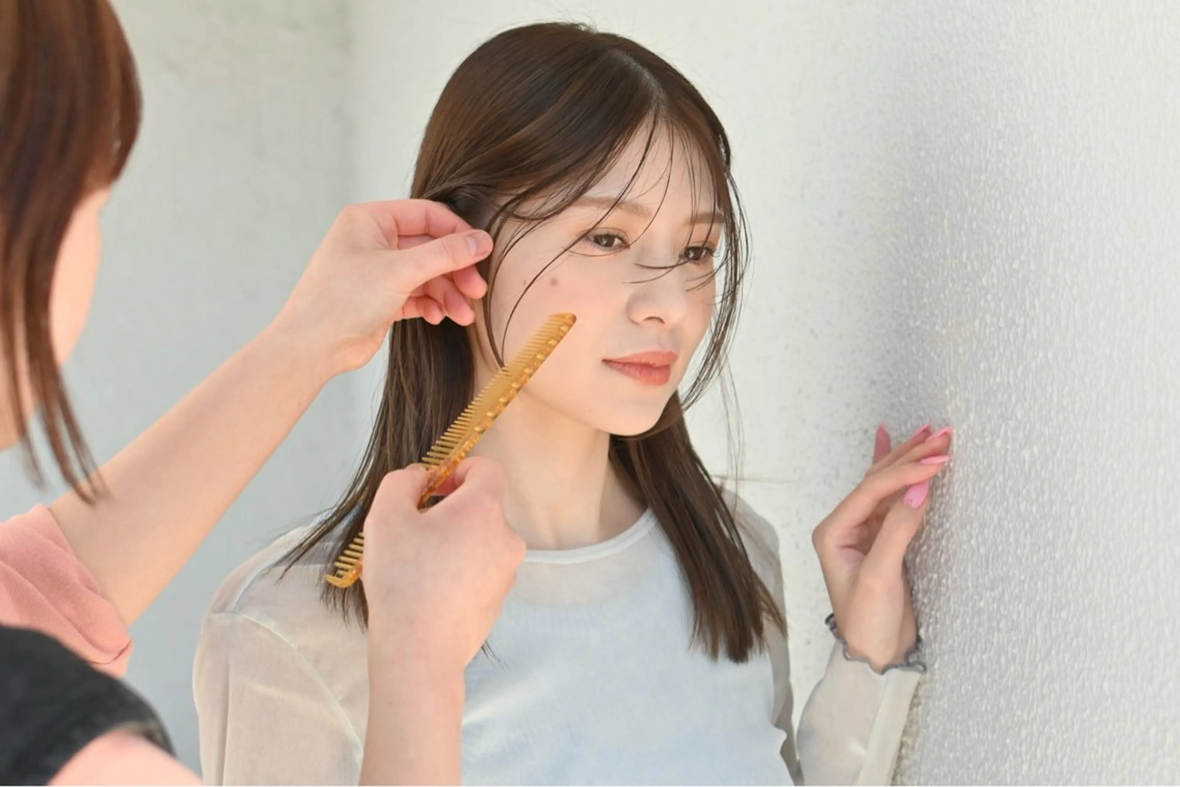 セミロング 峯田 優花のヘアスタイル