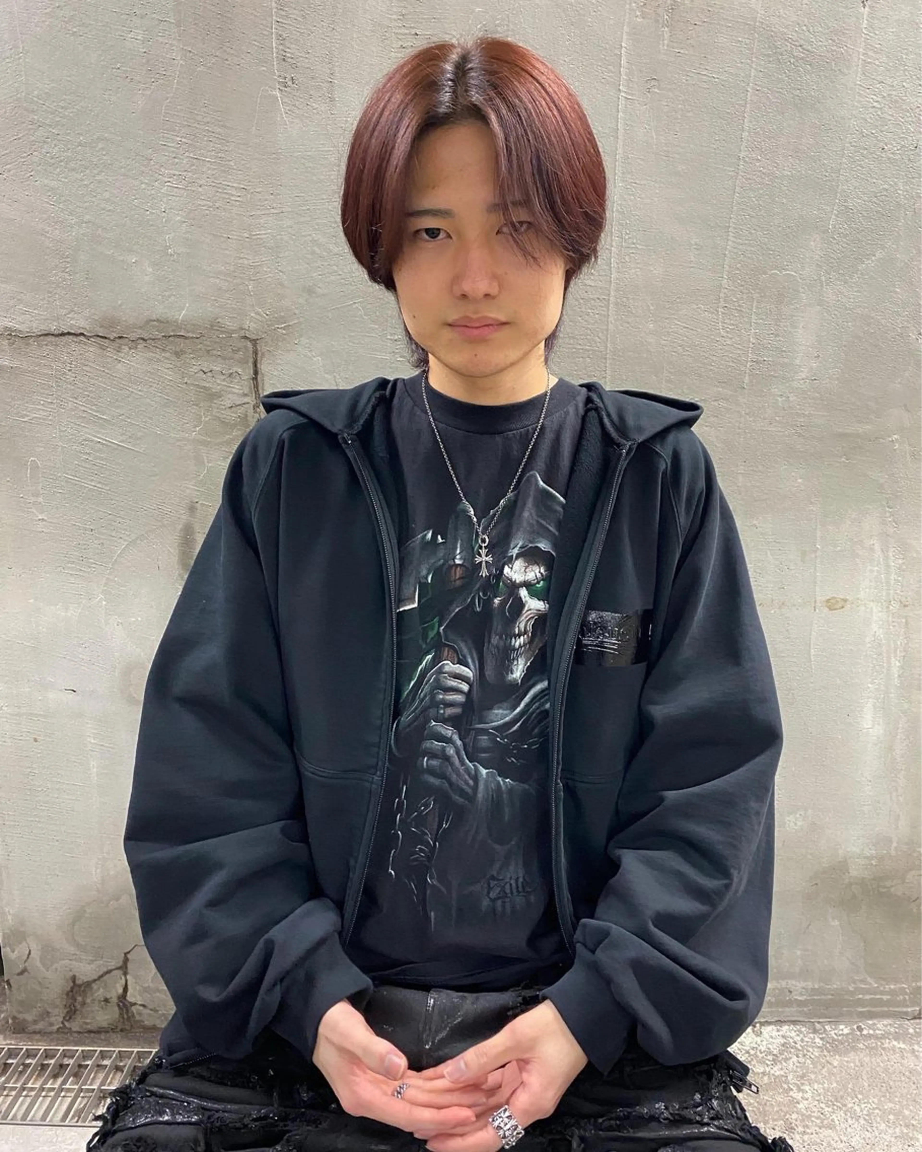 ミディアム カラー メンズ メンズブリーチ ブリーチ ブリーチなしカラー レッドカラー パーマ、髪質改善 カズマのヘアスタイル