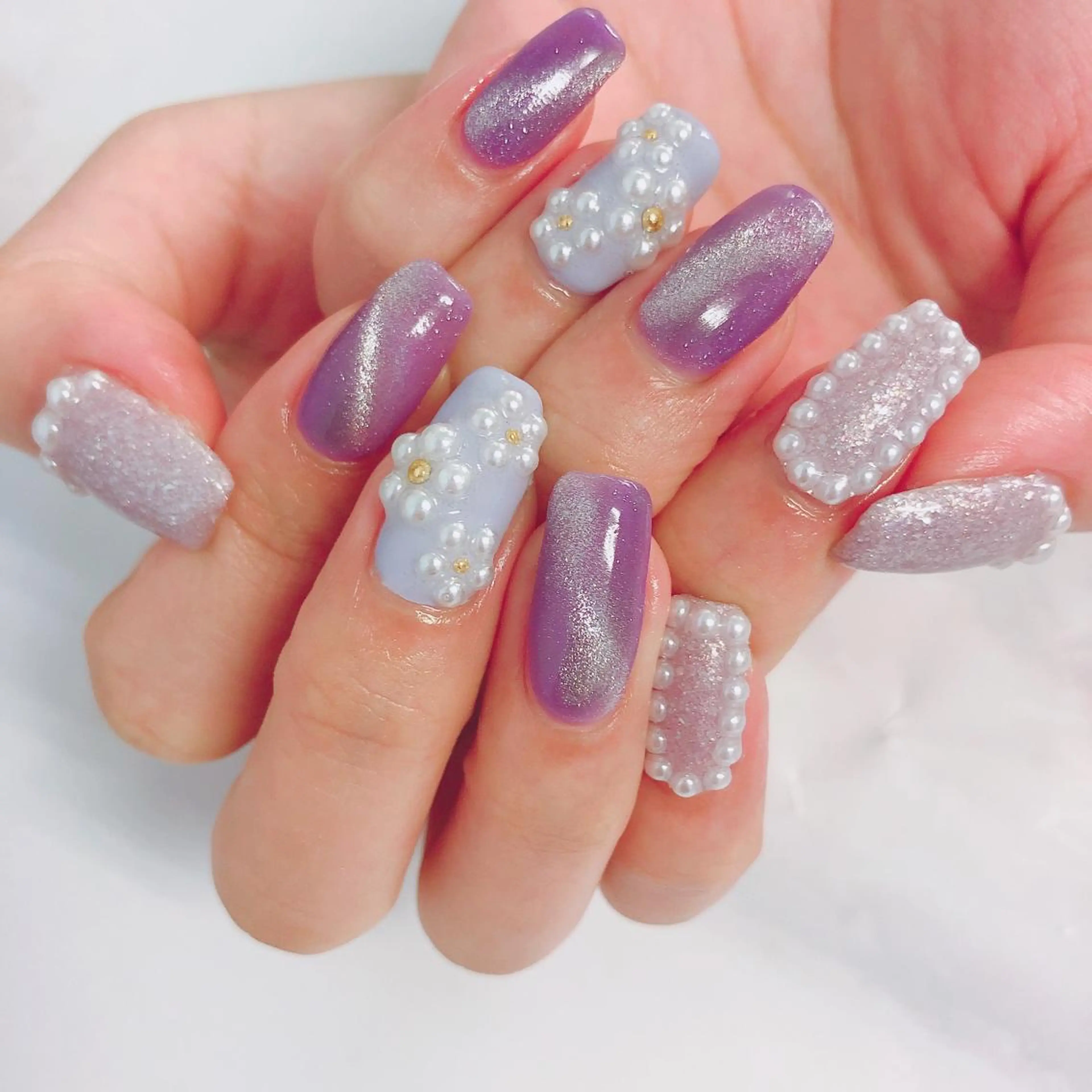 ネイル フラワーネイル ジェルネイル マグネットネイル パープル スクエアネイル ono megumiのネイルデザイン