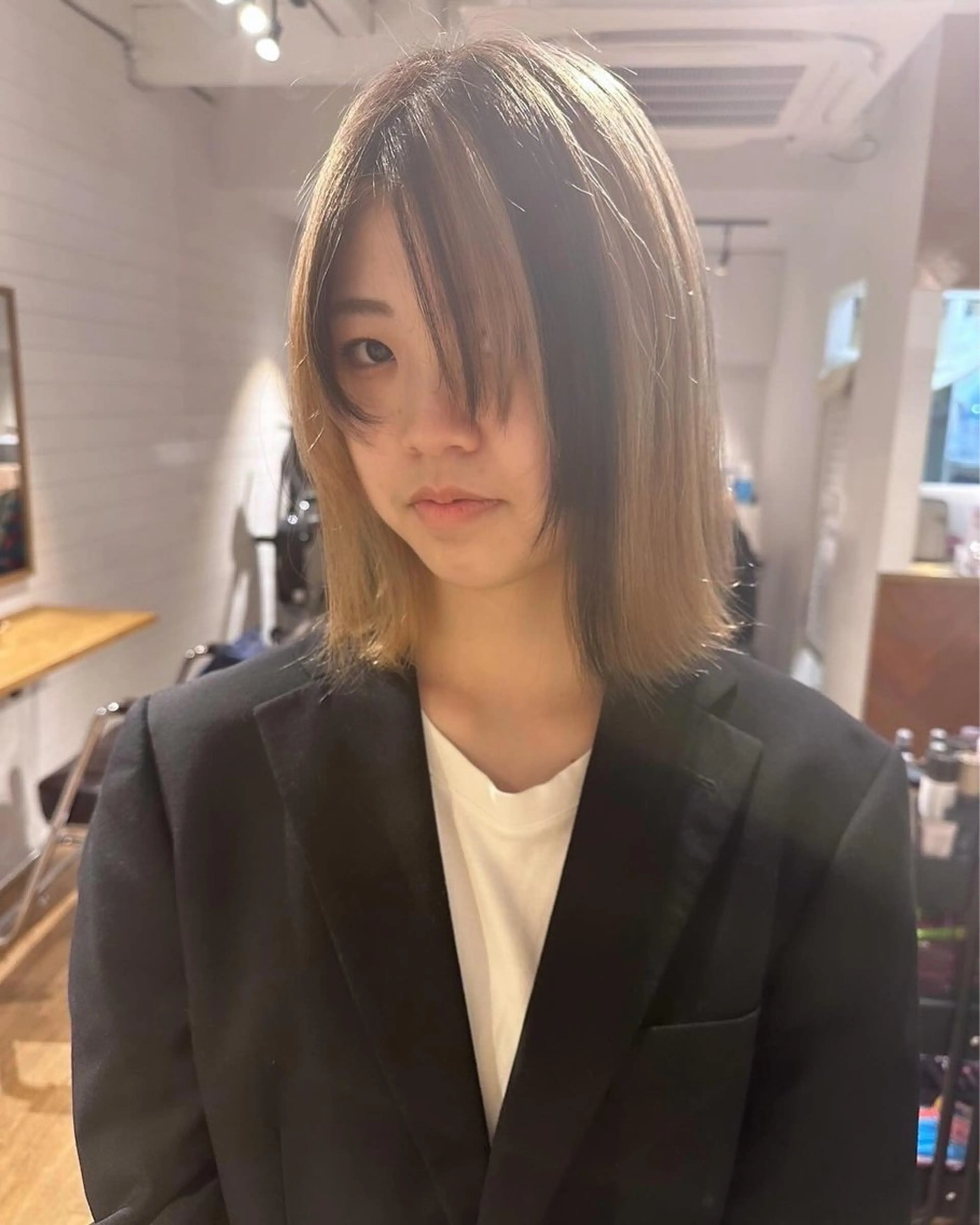 カラー KAEDE NAGATAのヘアスタイル