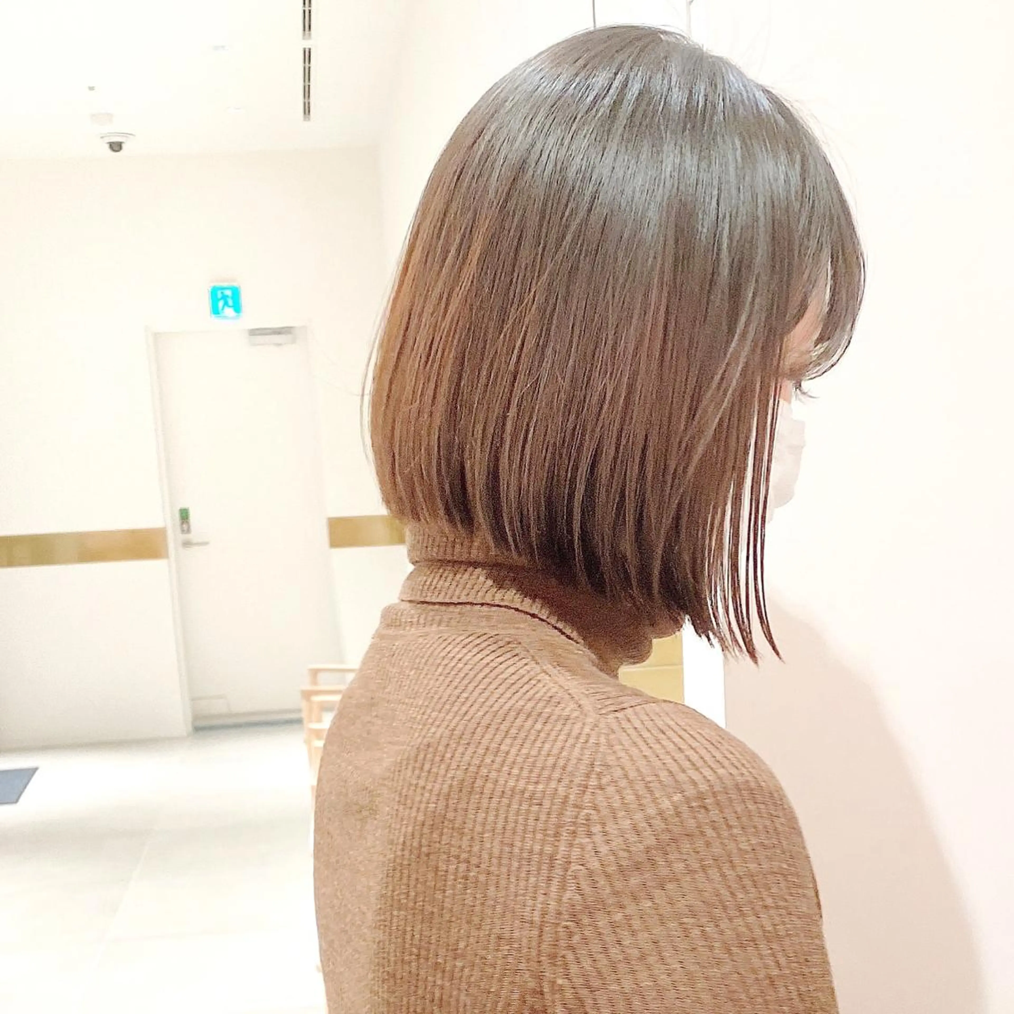 ミディアム 韓国くびれレイヤー 🇰🇷はづきのヘアスタイル