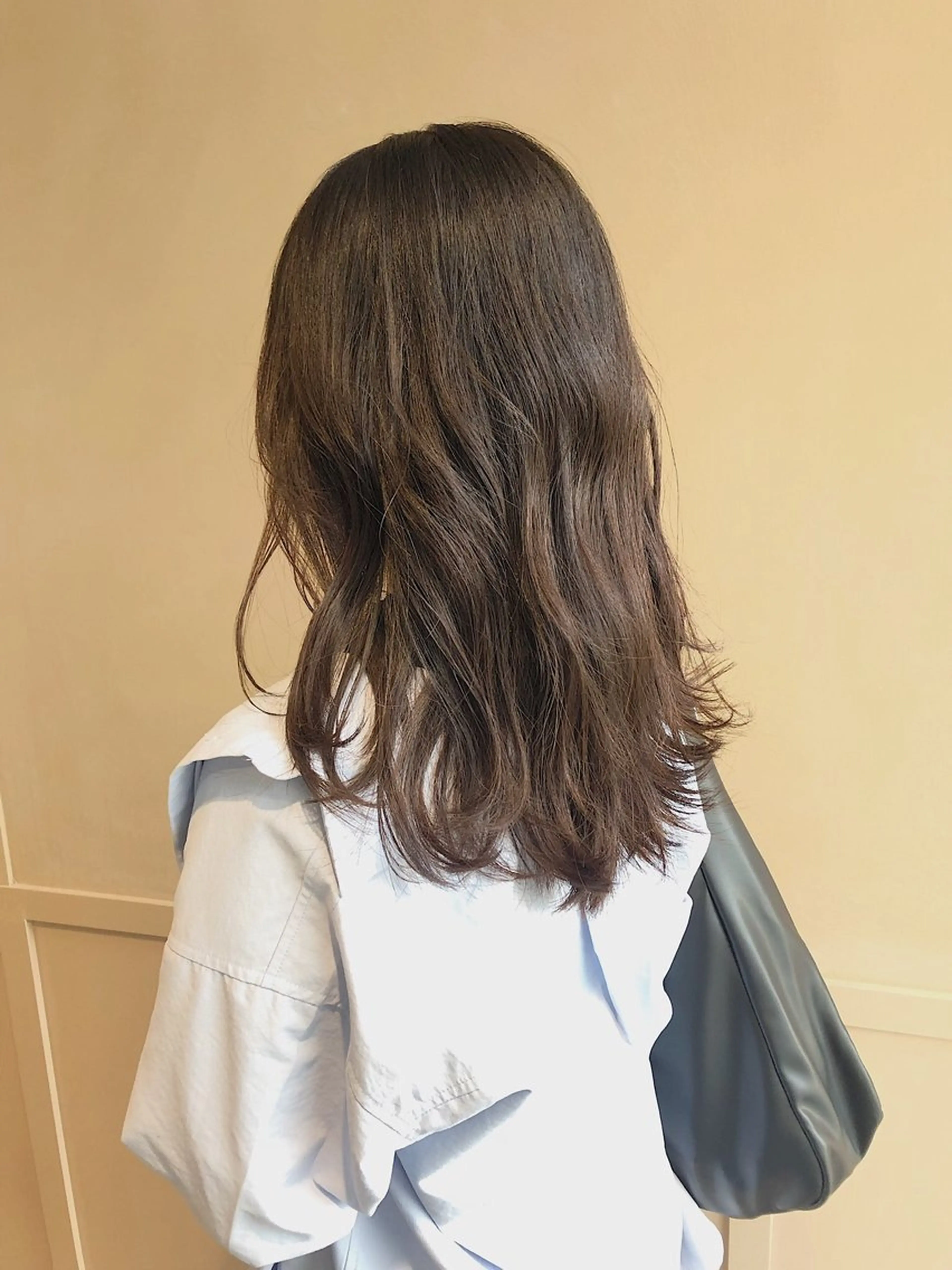 セミロング 韓国風ヘア レイヤーカット カット ヘアカラー トリートメント 所渉/韓国レイヤー /ウルフカットのヘアスタイル