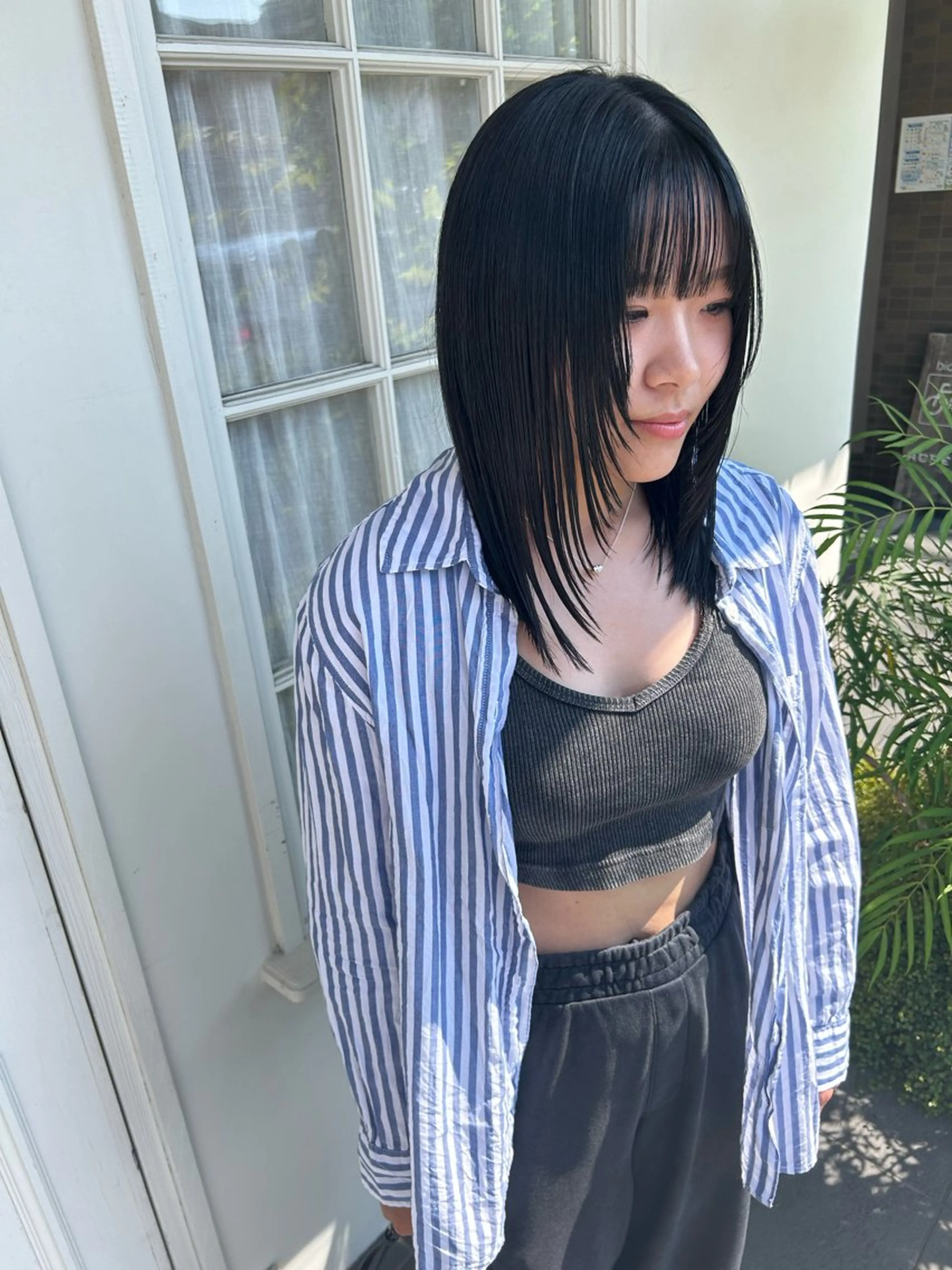 ミディアム カラー AGREE Momokaのヘアスタイル