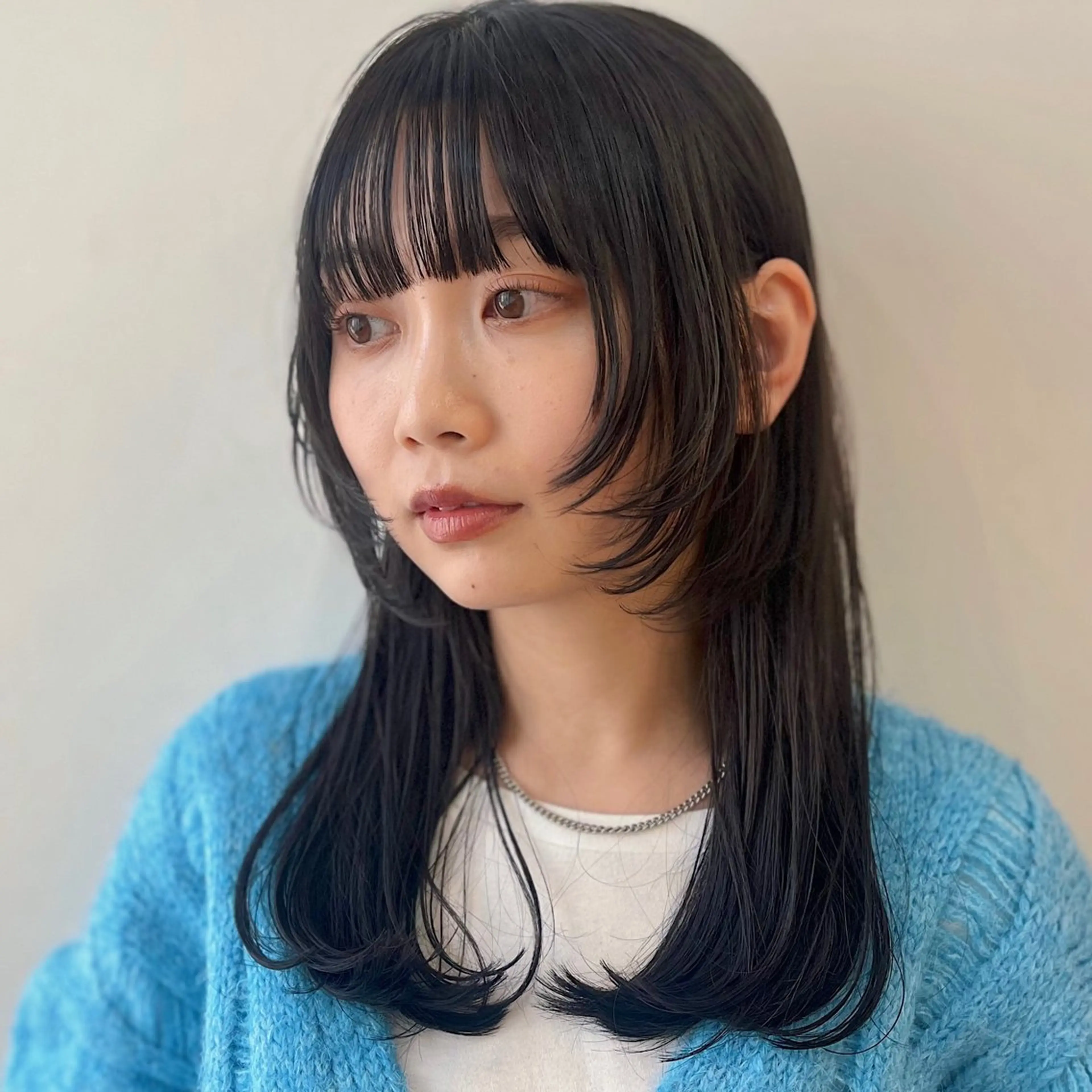 ロング ロング ウルフカット カット あやめ【顔まわり/レ イヤー/柔らかカラ】のヘアスタイル