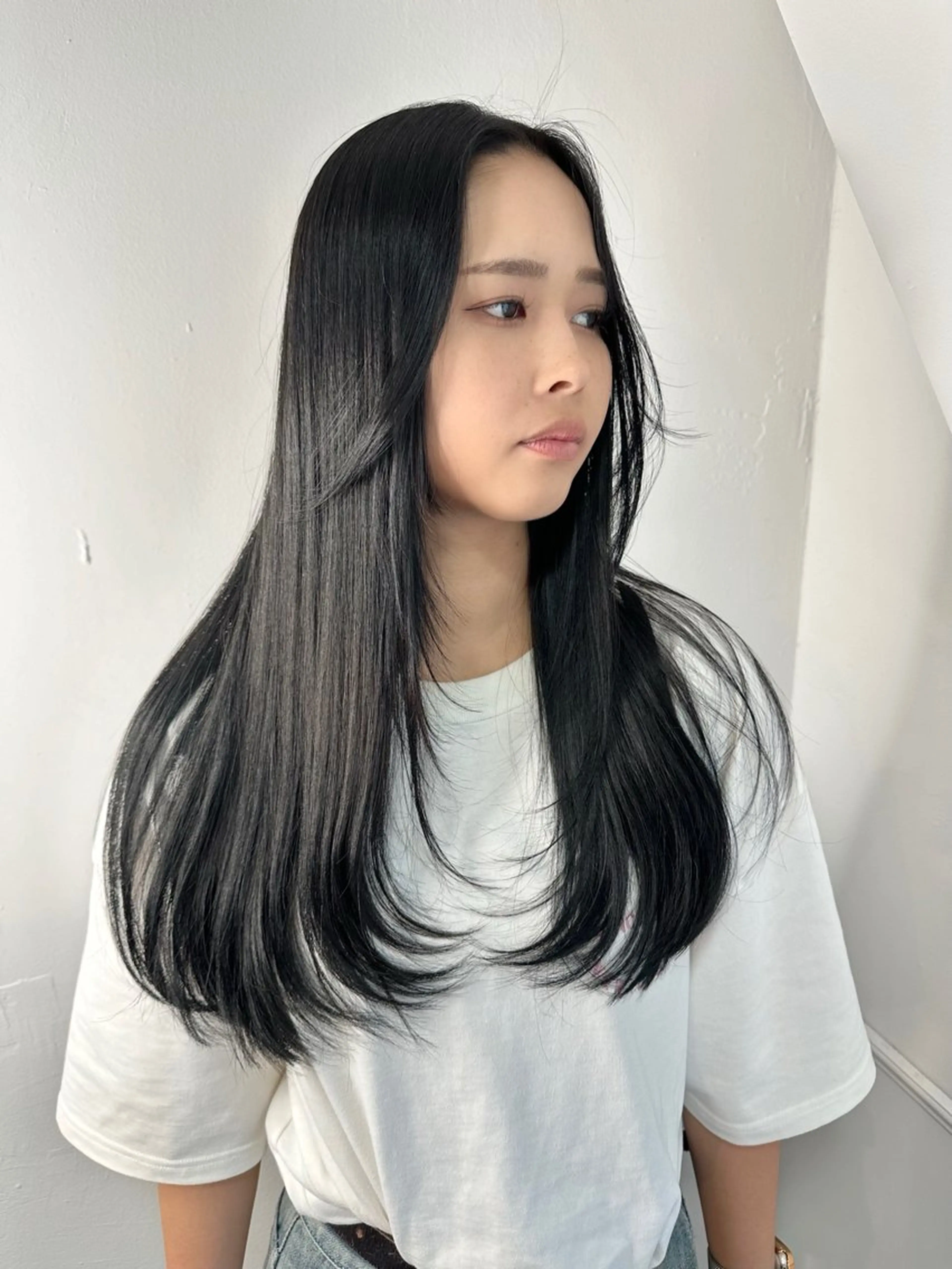 ロング カット ヘアカラー トリートメント 韓国レイヤ ー支持No.1renのヘアスタイル