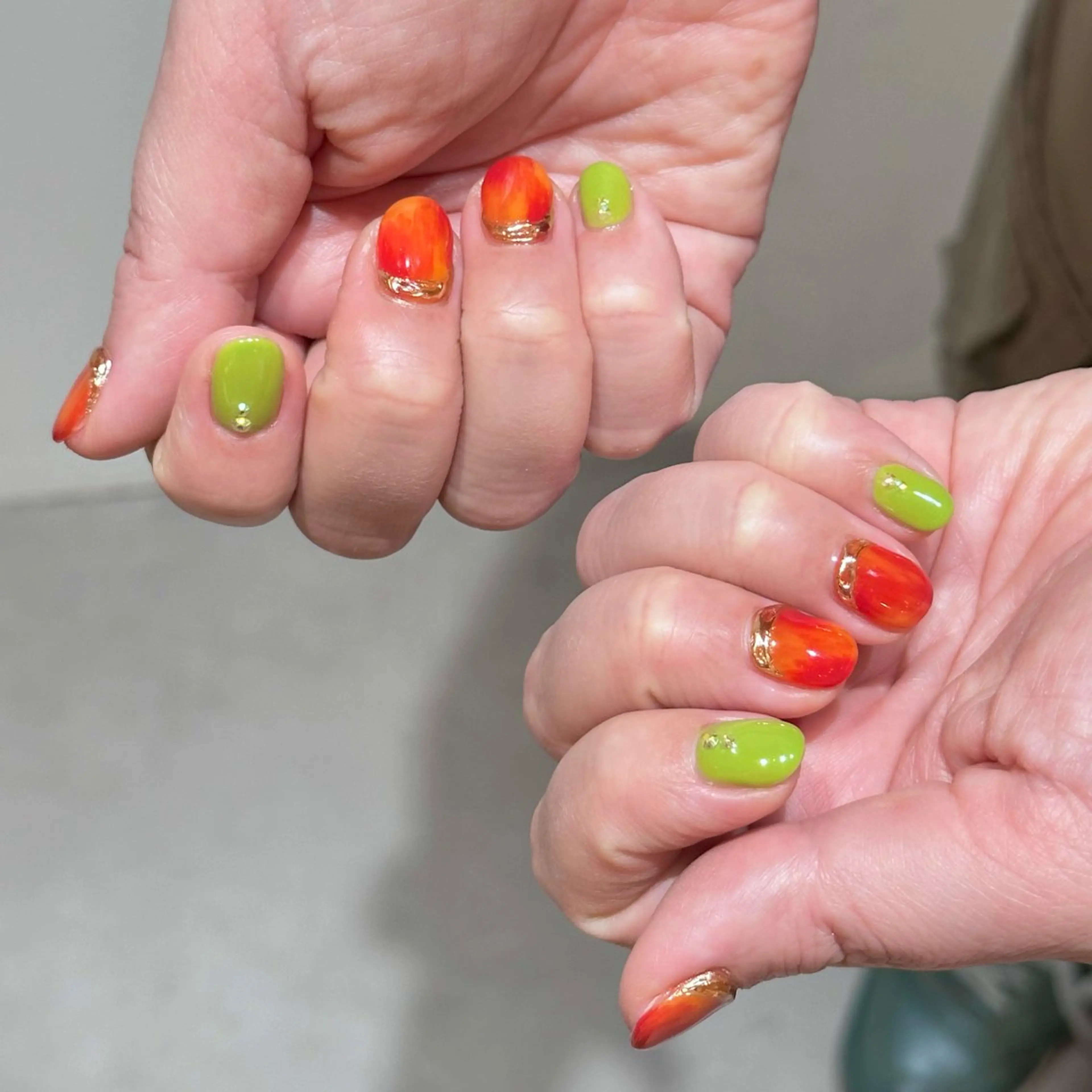 ネイル シモダ カスミ 🦀 @ksm_smdのネイルデザイン