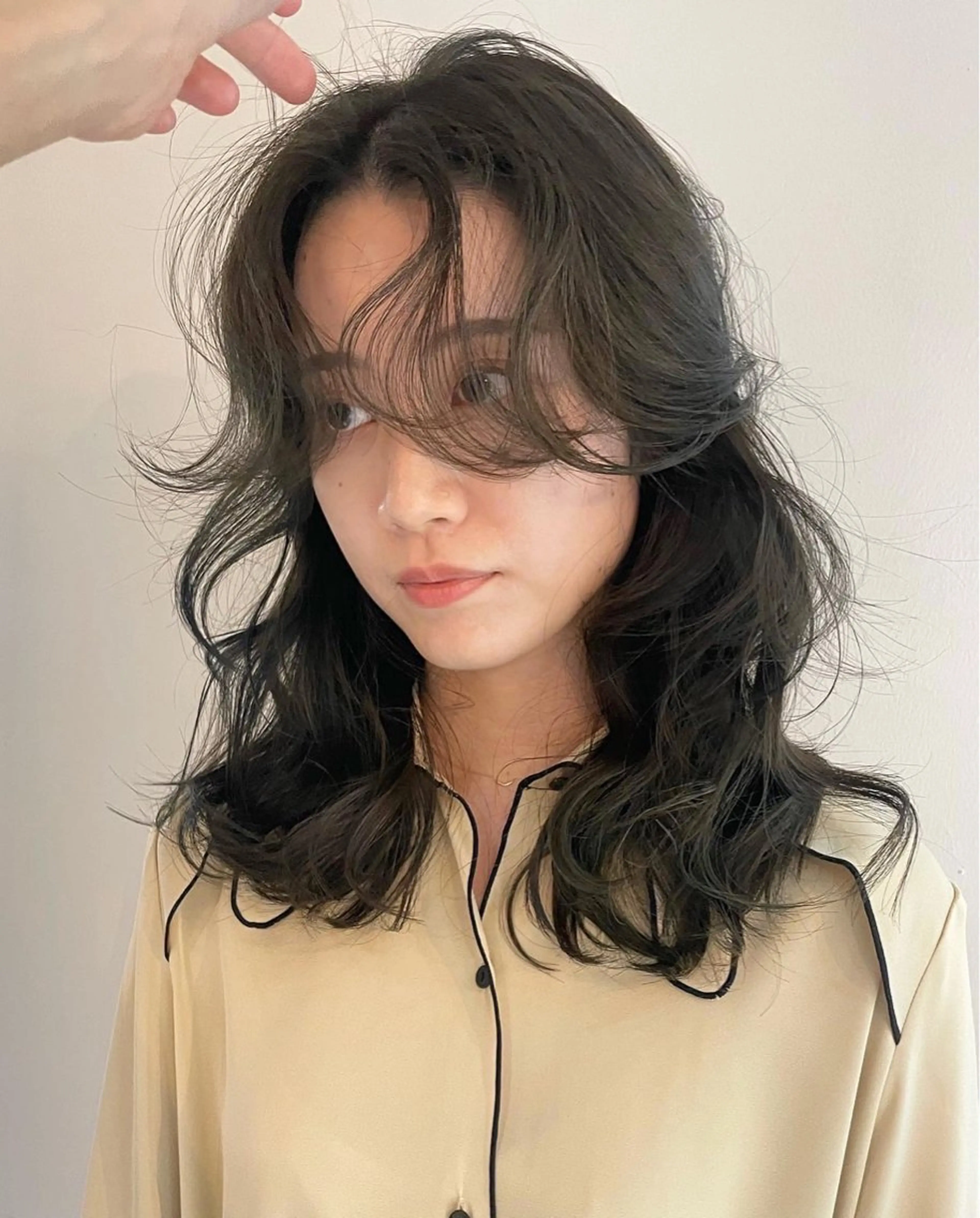 ミディアム カラー suvvy hairsalonのヘアスタイル