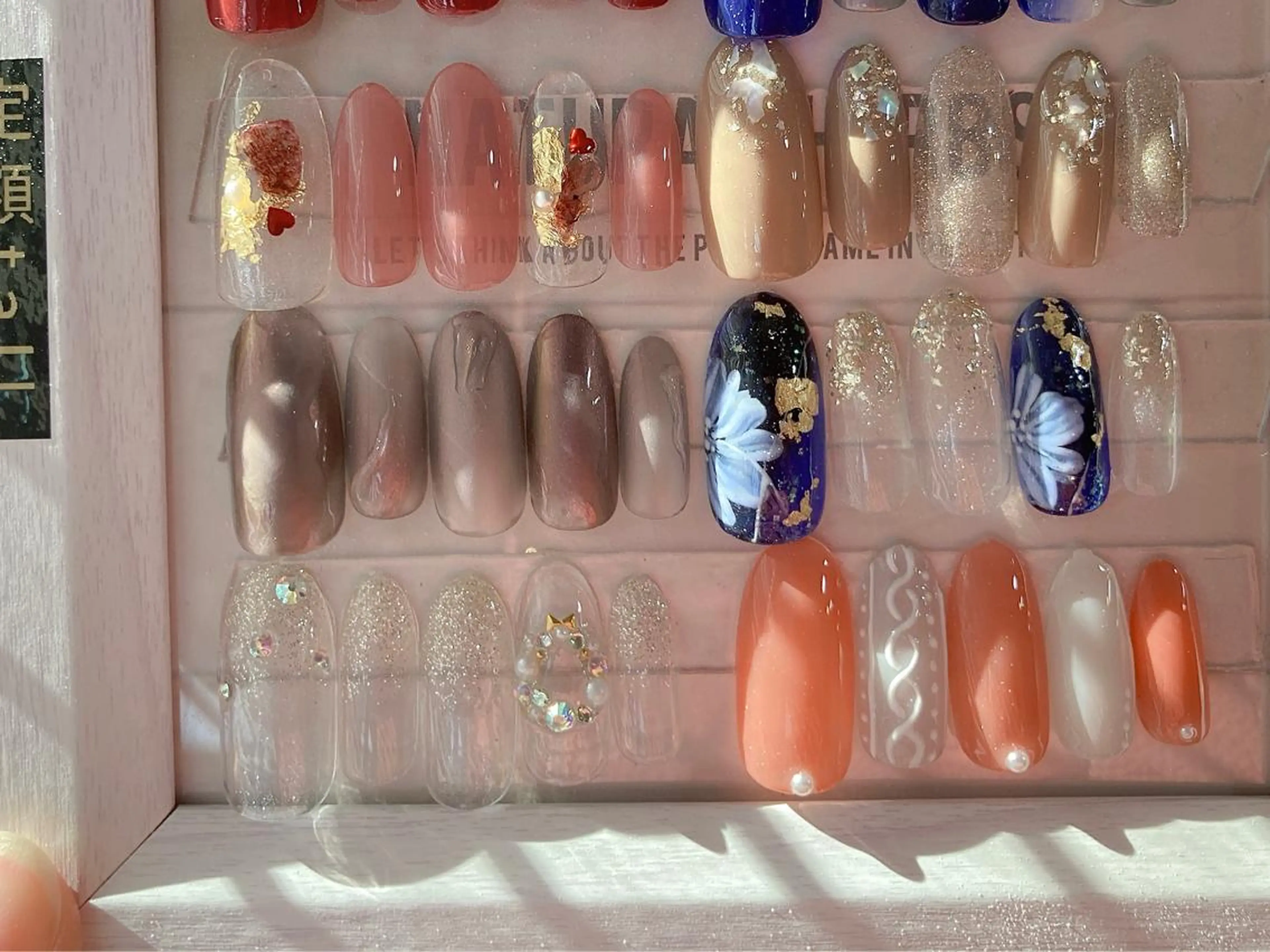 ネイル elu ：nail＆eyeのネイルデザイン