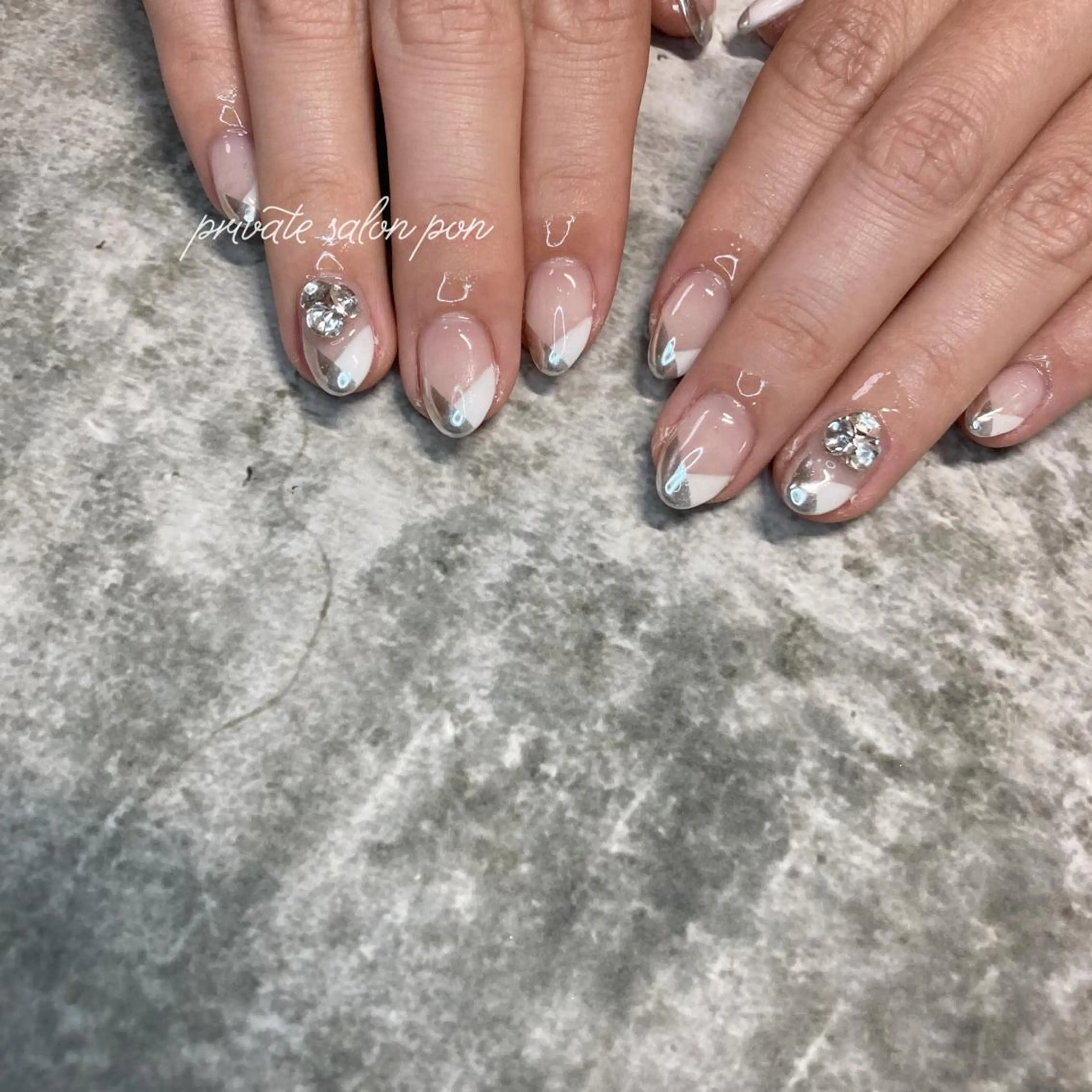 ネイル ハンドネイル private salon　ponのネイルデザイン