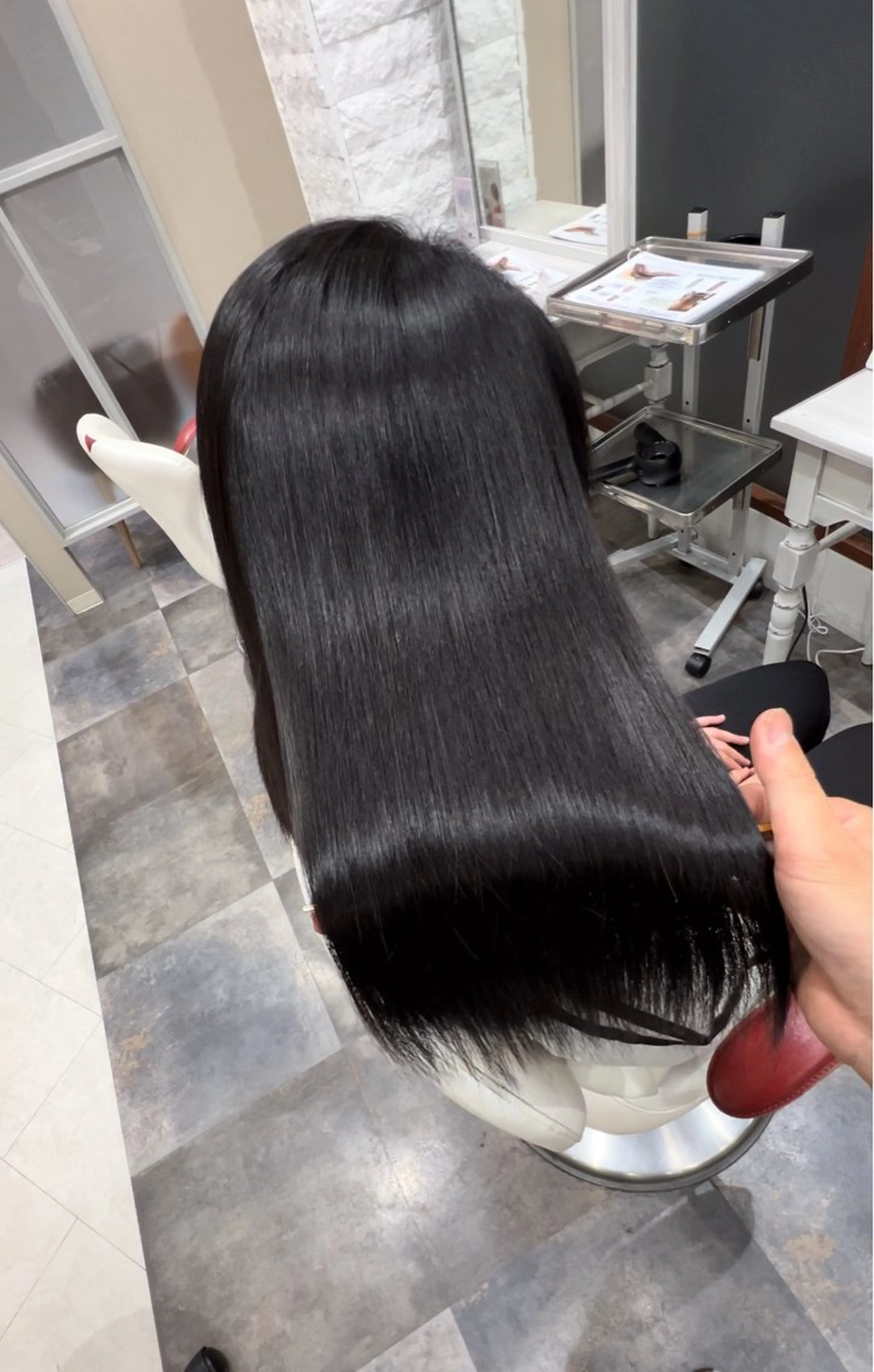 【髪質改善をされた方限定】髪質改善②☆髪の毛を強くするトリートメントで艶髪を維持！カラー込みは19800円になりますの写真