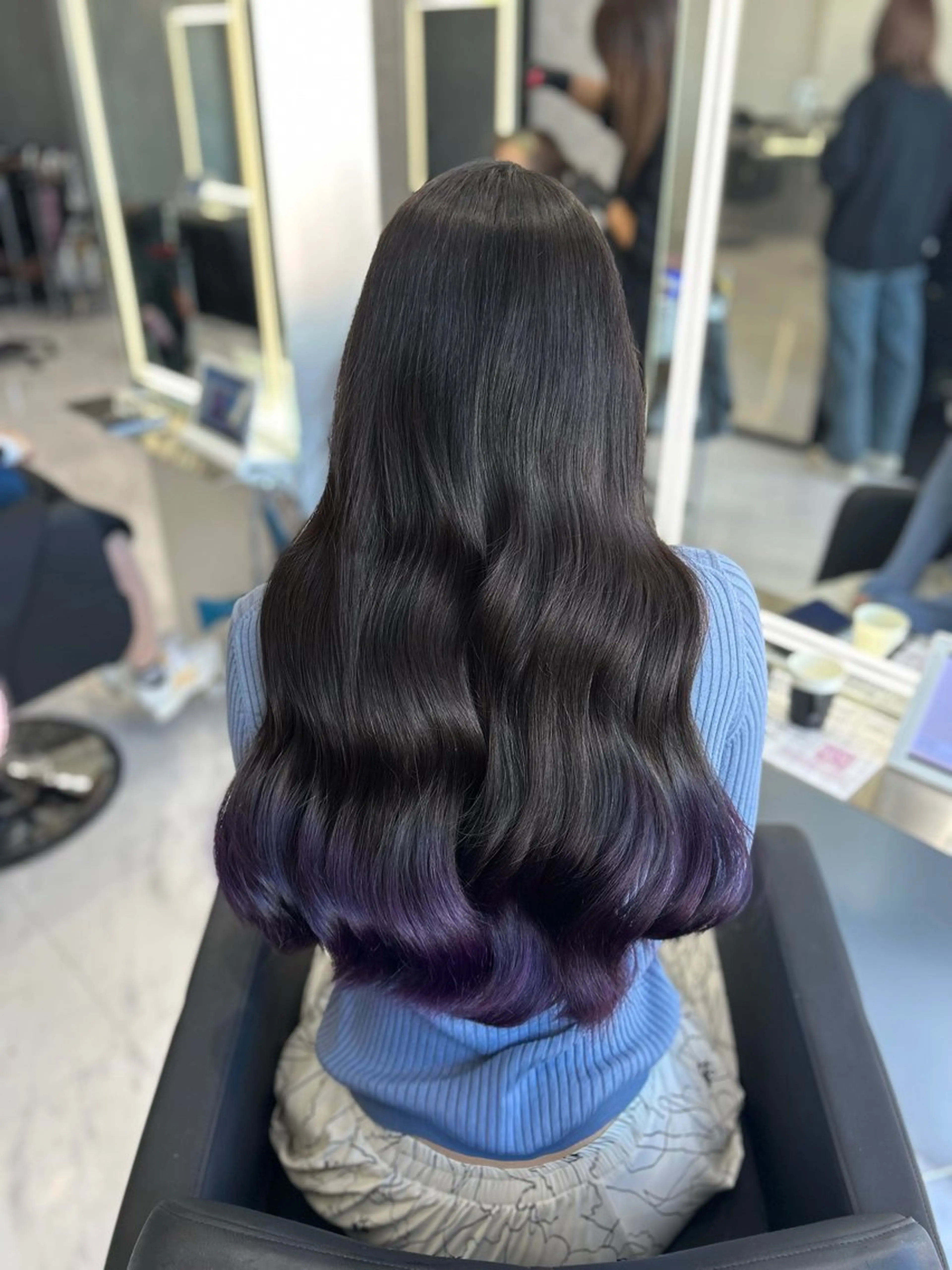 ロング パープルカラー 森下 ゆきなのヘアスタイル