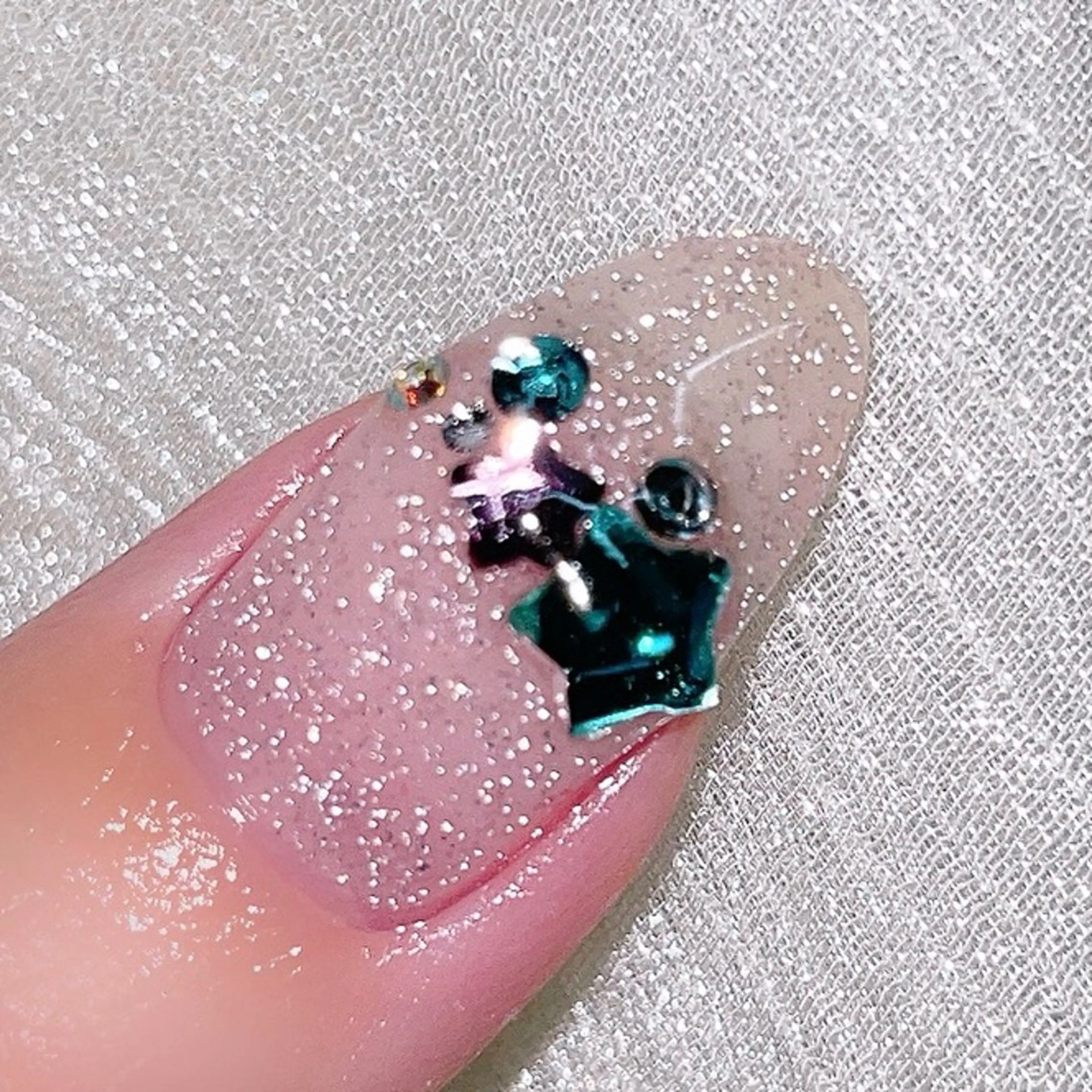 ネイル 長さ出し ストーンネイル ハンドネイル Nailist suzuのネイルデザイン