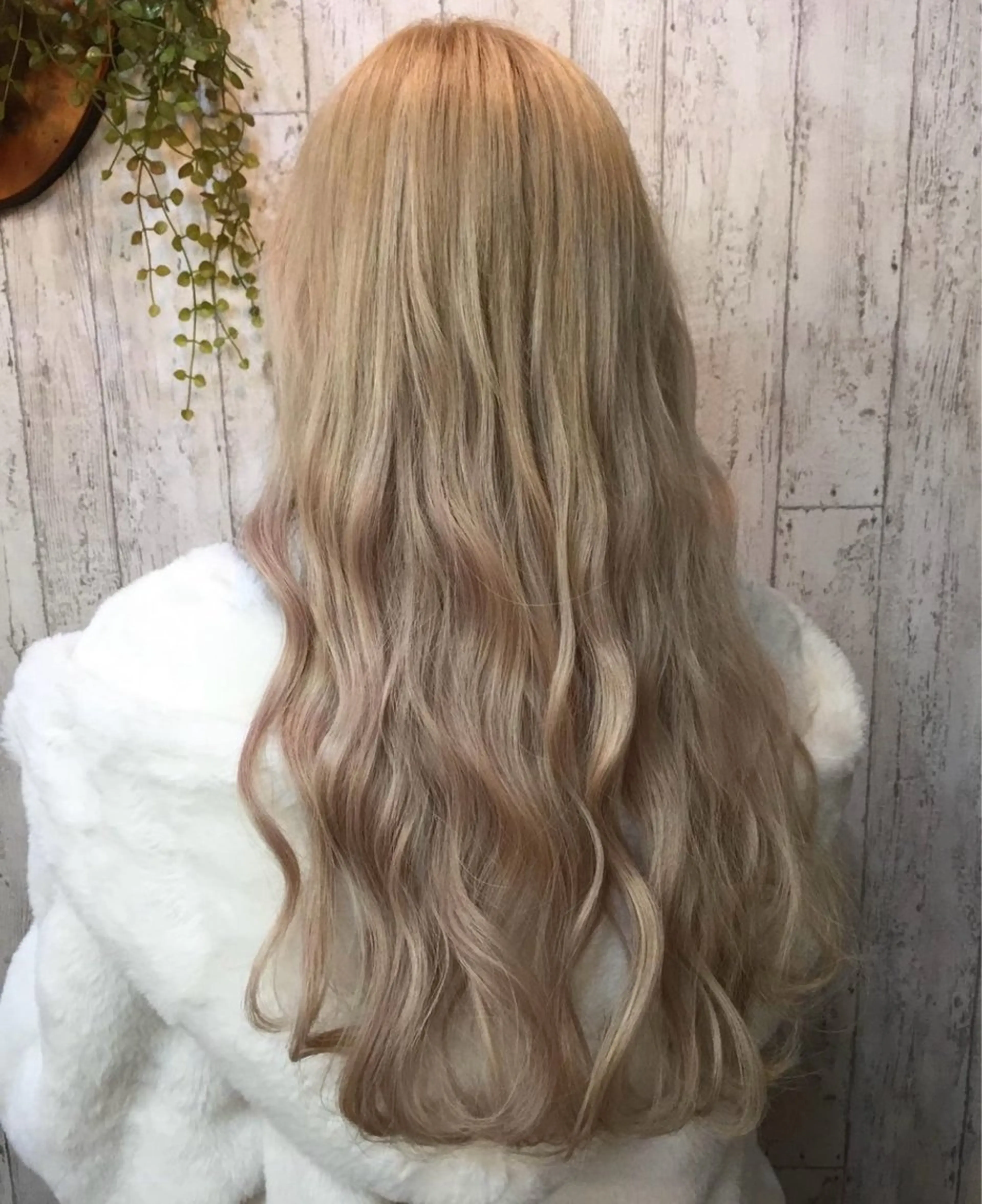 ロング カラー ヘアアレンジ シールエクステ ボブ エクステ ロング 産休の為お休みです! 小島凜のヘアスタイル