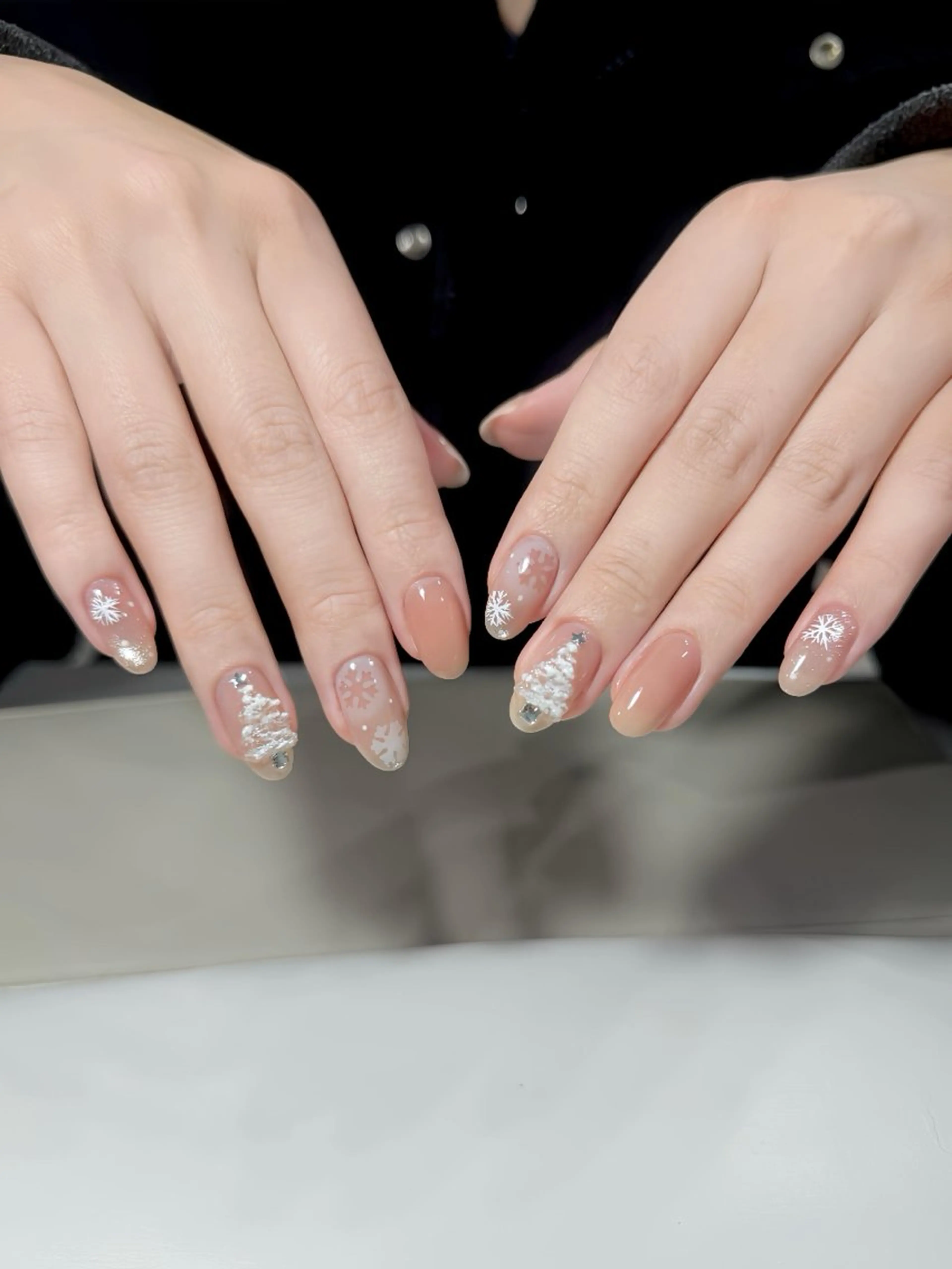 ネイル FuFu.Nail 2️⃣番のネイルデザイン