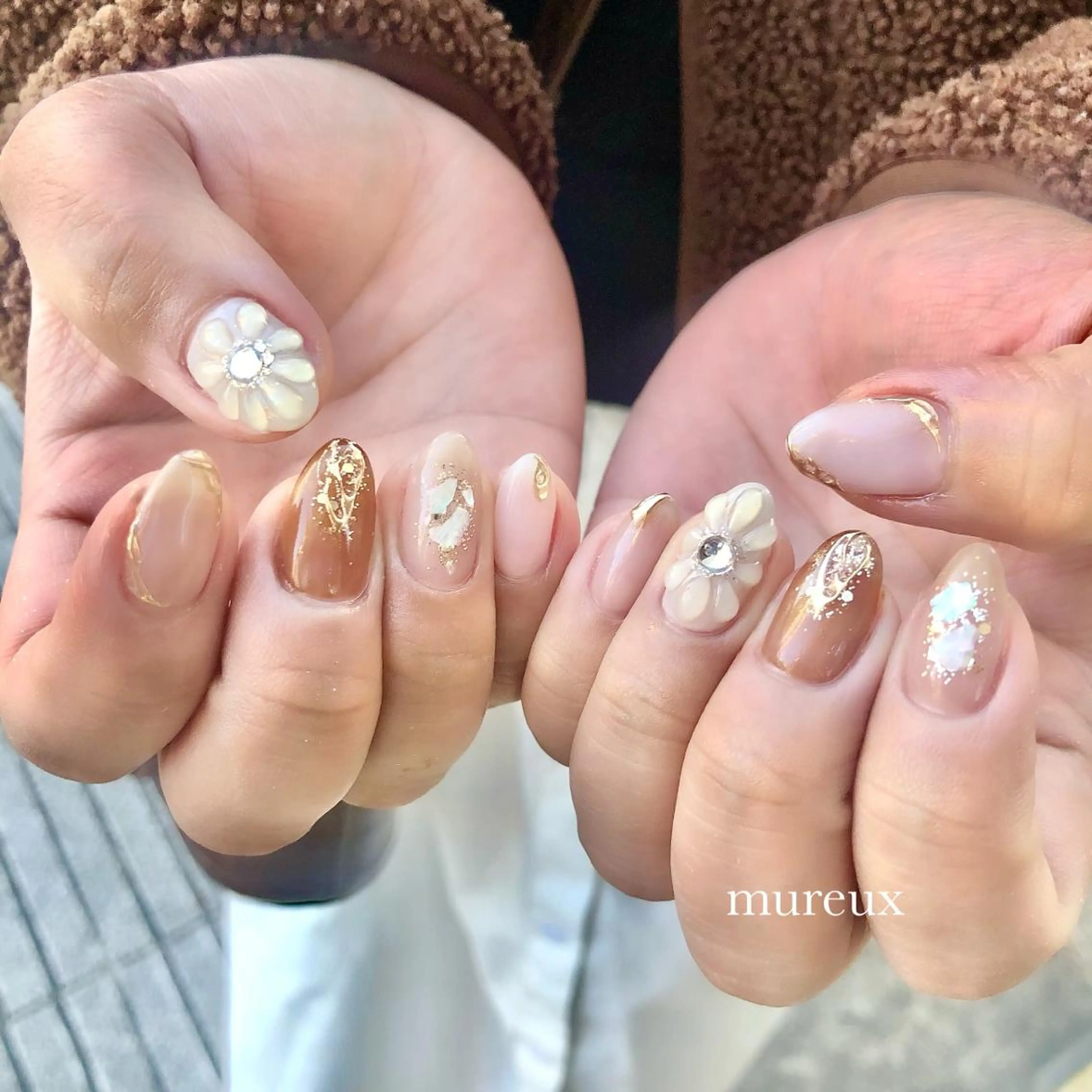 ネイル フラワーネイル ぷっくりネイル ハンドネイル mureux ∵ayakaのネイルデザイン