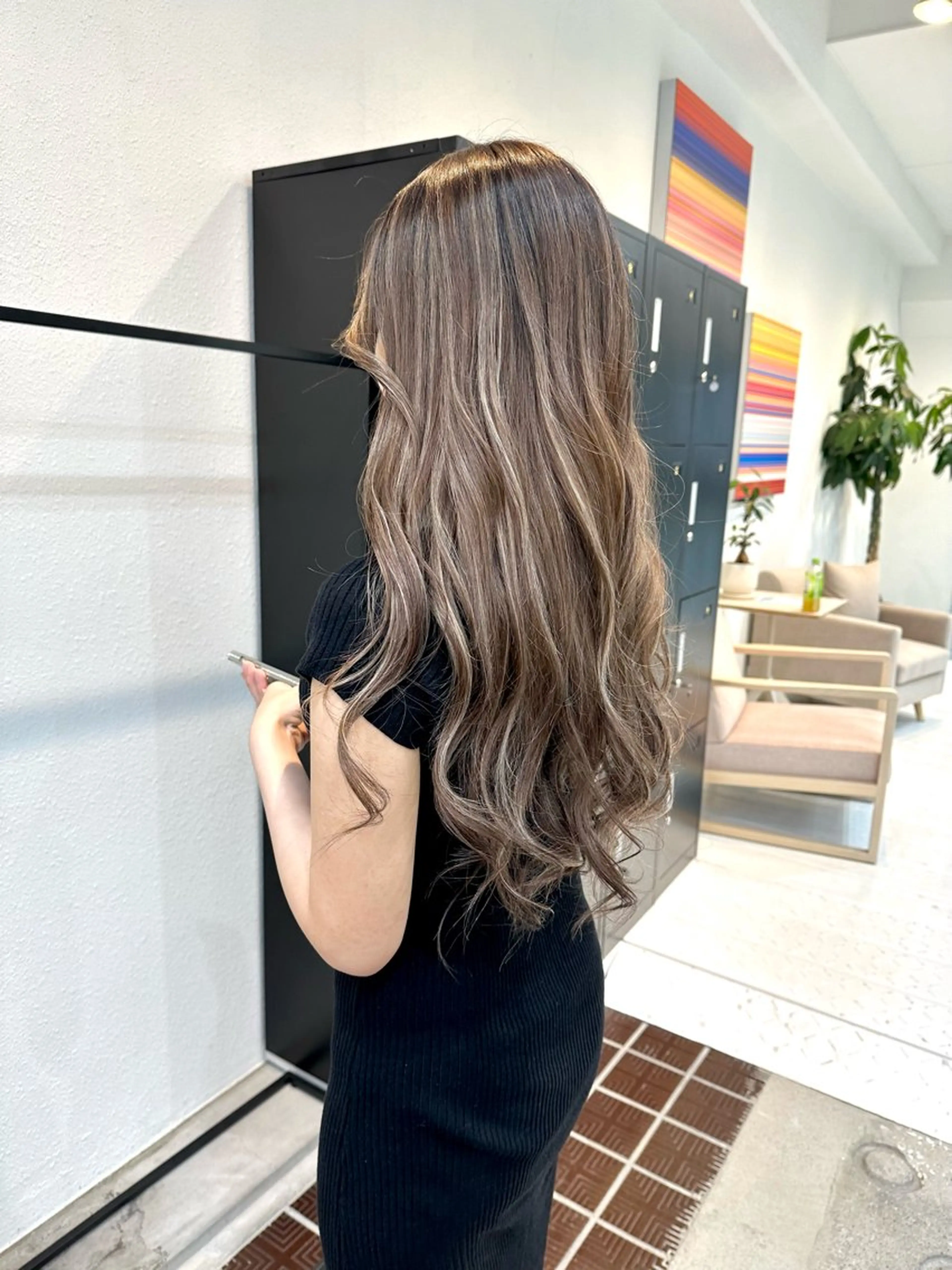 ロング カラー etore 矢場町 南沙希のヘアスタイル