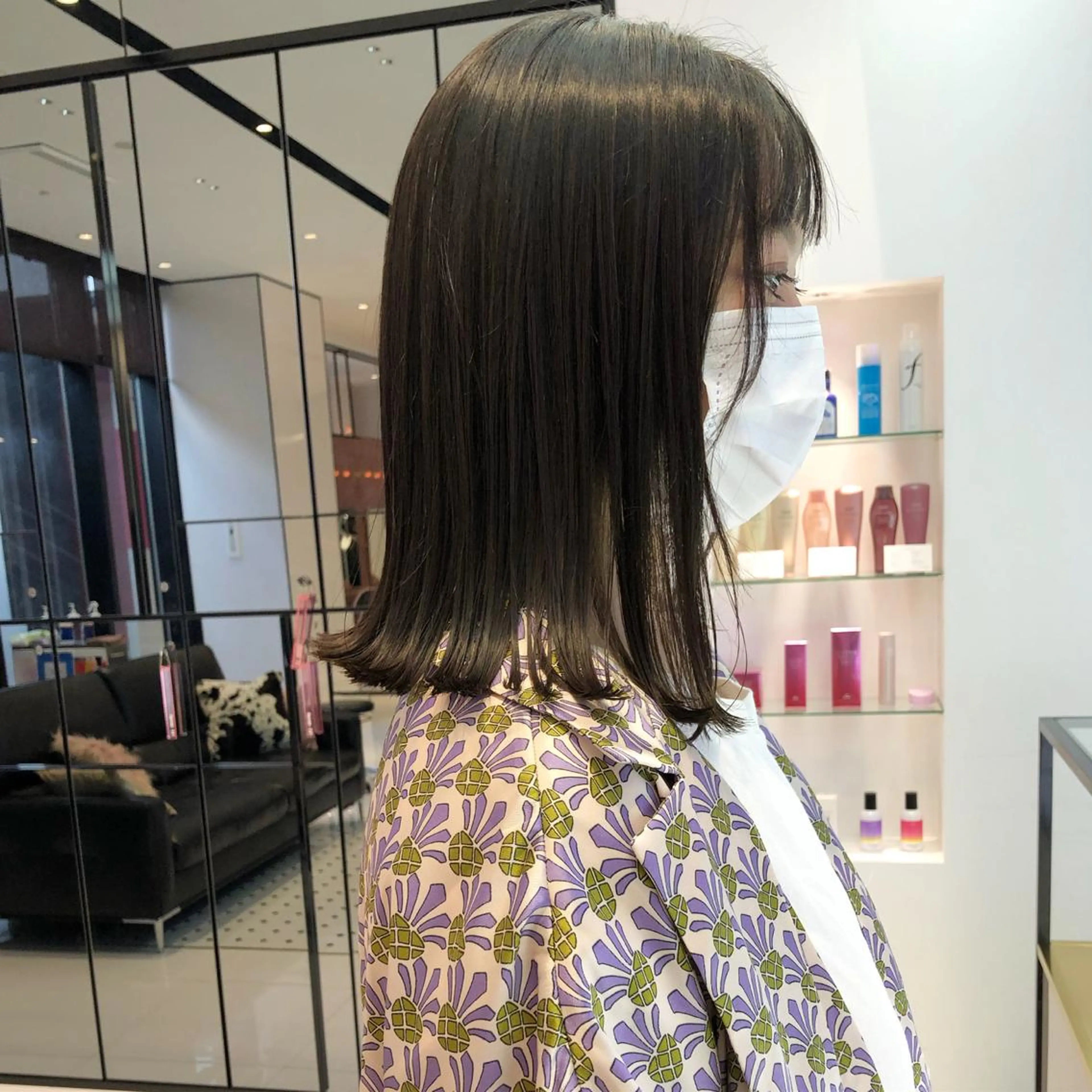 ミディアム カラー 相川 愛実のヘアスタイル