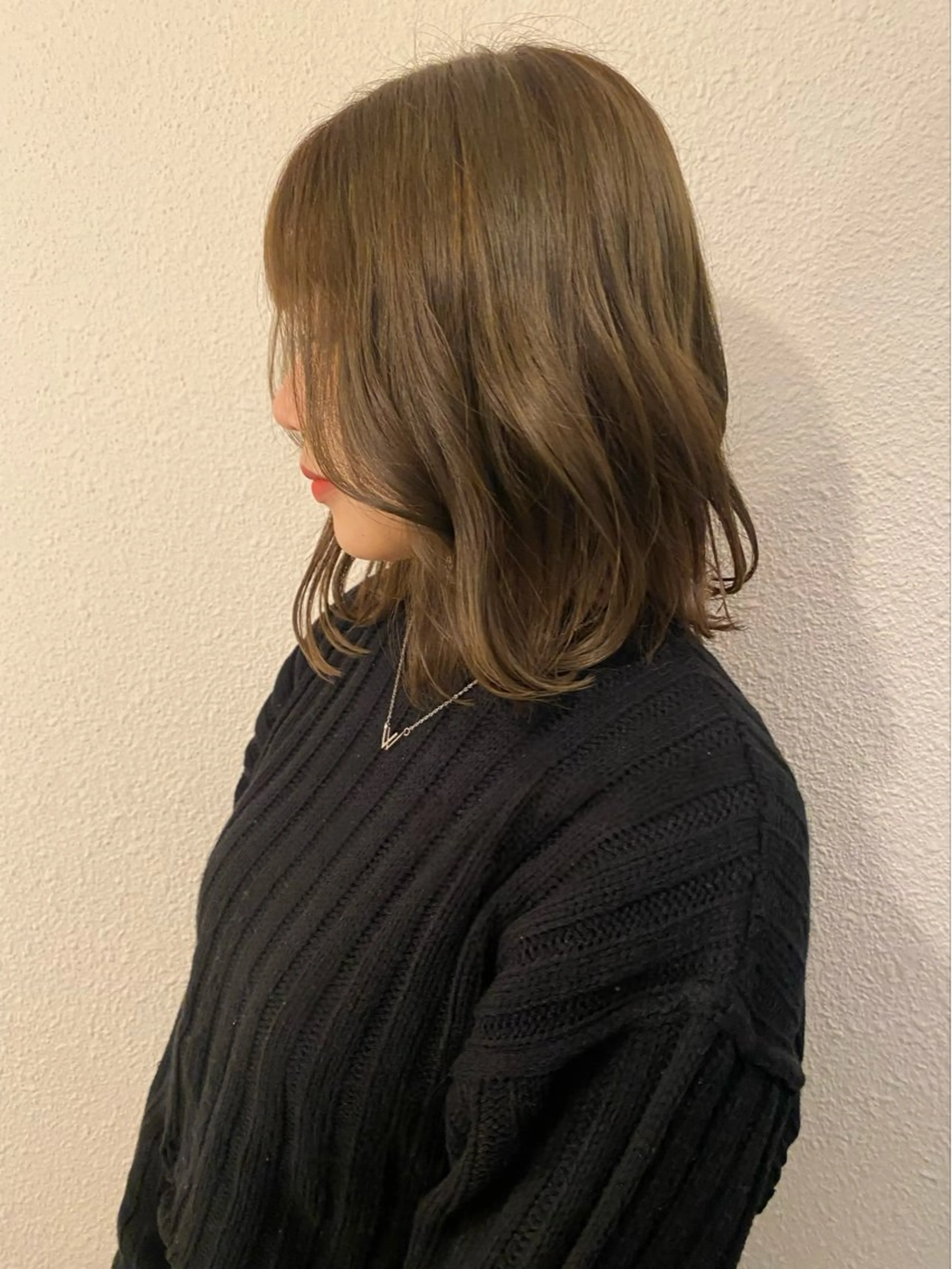 ミディアム カラー ベージュカラー 透明感カラー オリーブベージュ rise moeのヘアスタイル