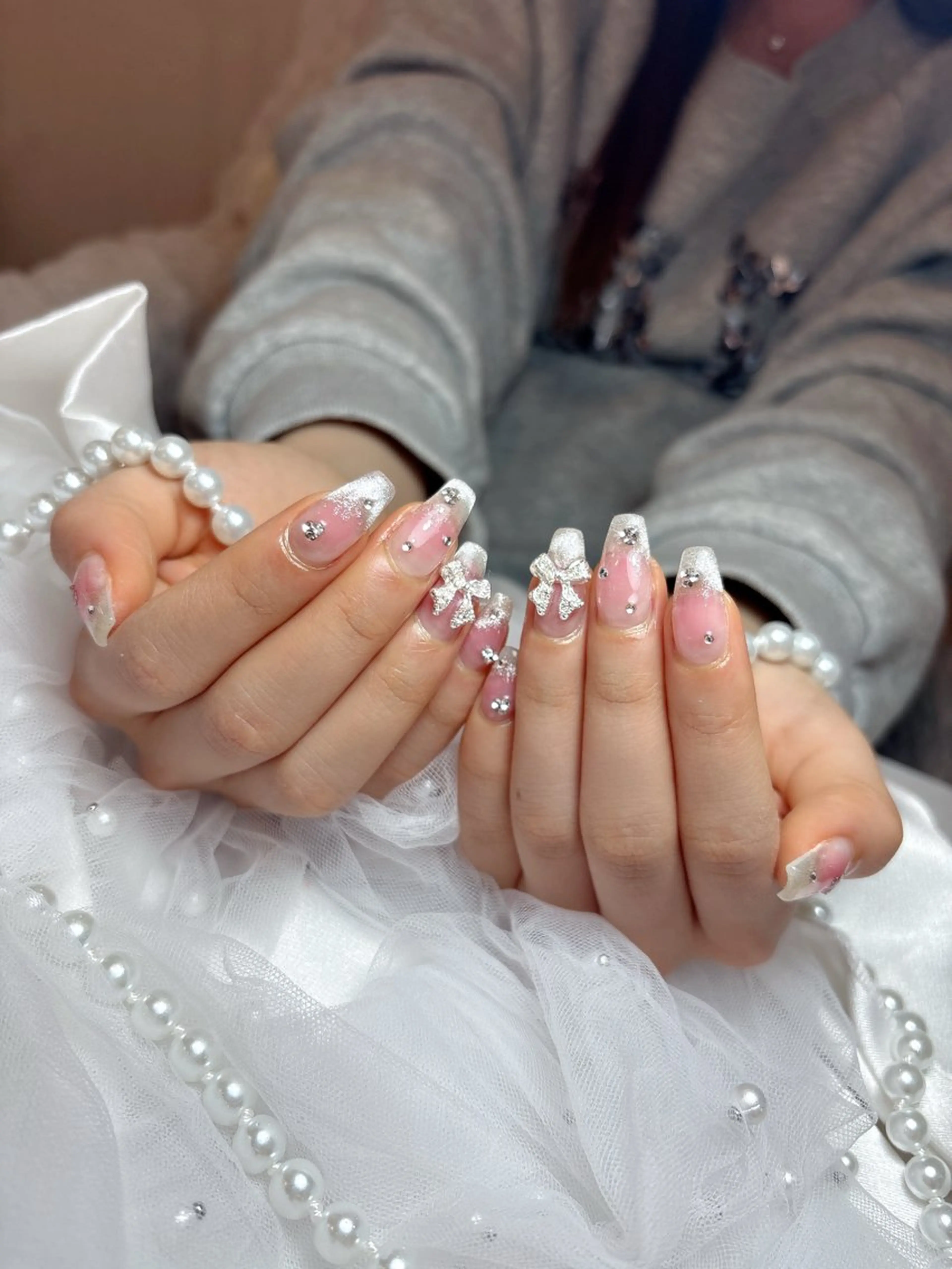 ネイル フットネイル フレンチネイル ジェルネイル ガーリー グラデーション ハンドネイル D.d Nail Moeのネイルデザイン