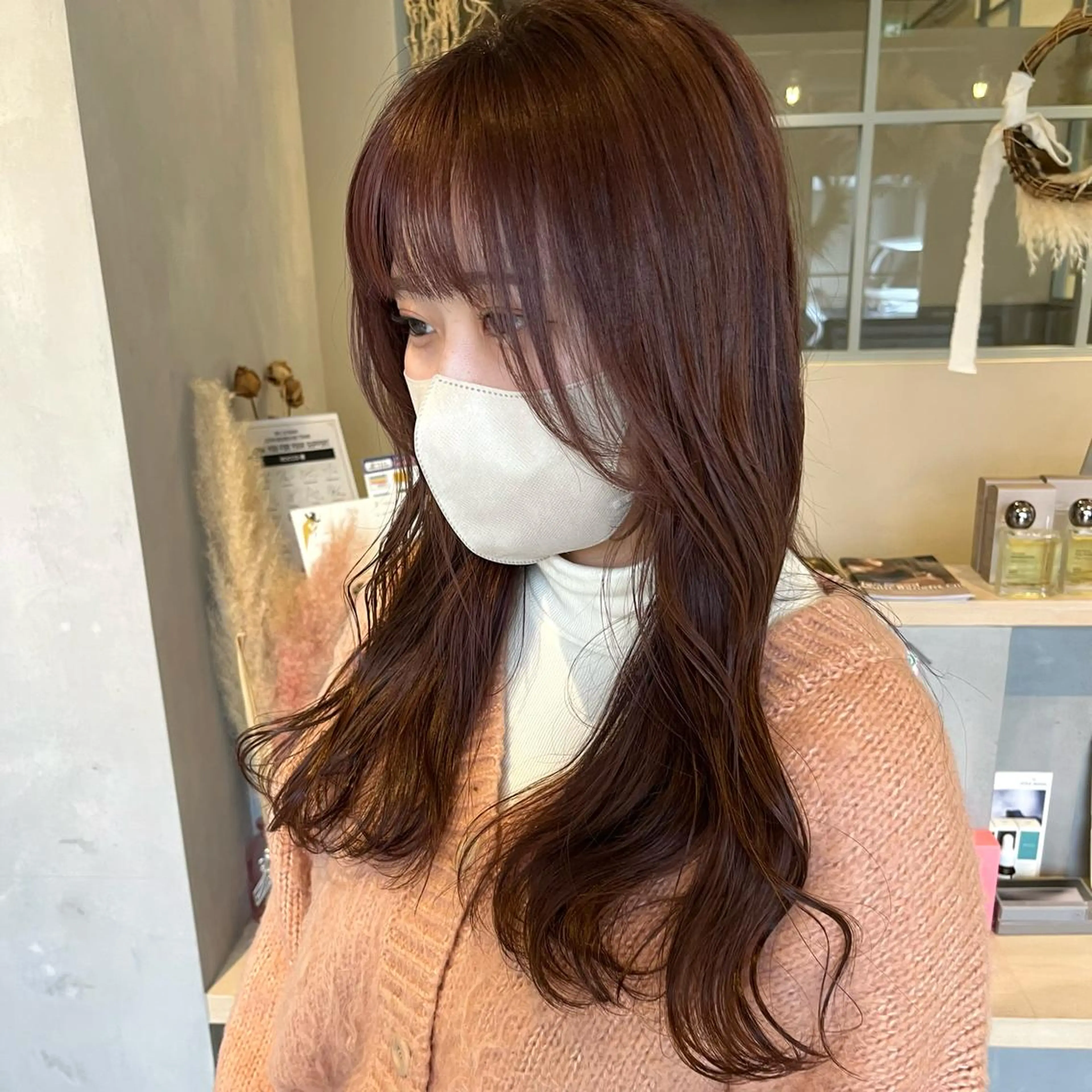 ロング ピンクブラウン カット MAI ROCCO3rdのヘアスタイル